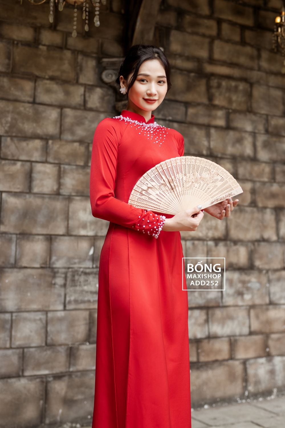 ao-dai-co-dau-nen-gam-hoang-gia-ket-ngoc-chom-co-tay-ao-add252-7.jpg