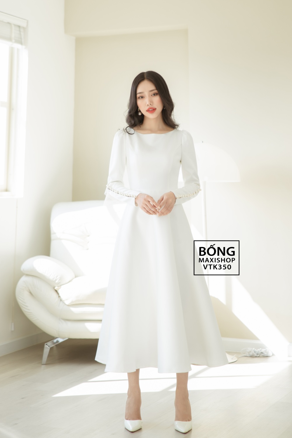 Mẫu áo cưới đẹp 2022 - Váy thiết kế phi nhật trắng lụa Hàn cổ tròn tay dài VTK350