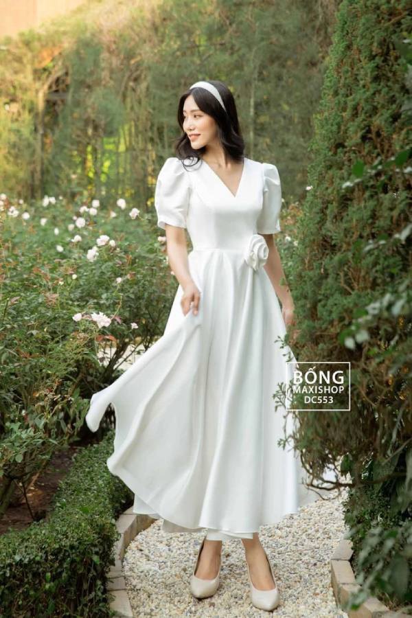 Bộ ảnh minh họa váy cưới dành cho cô dâu miền Tây siêu dễ thương - Trang Lee