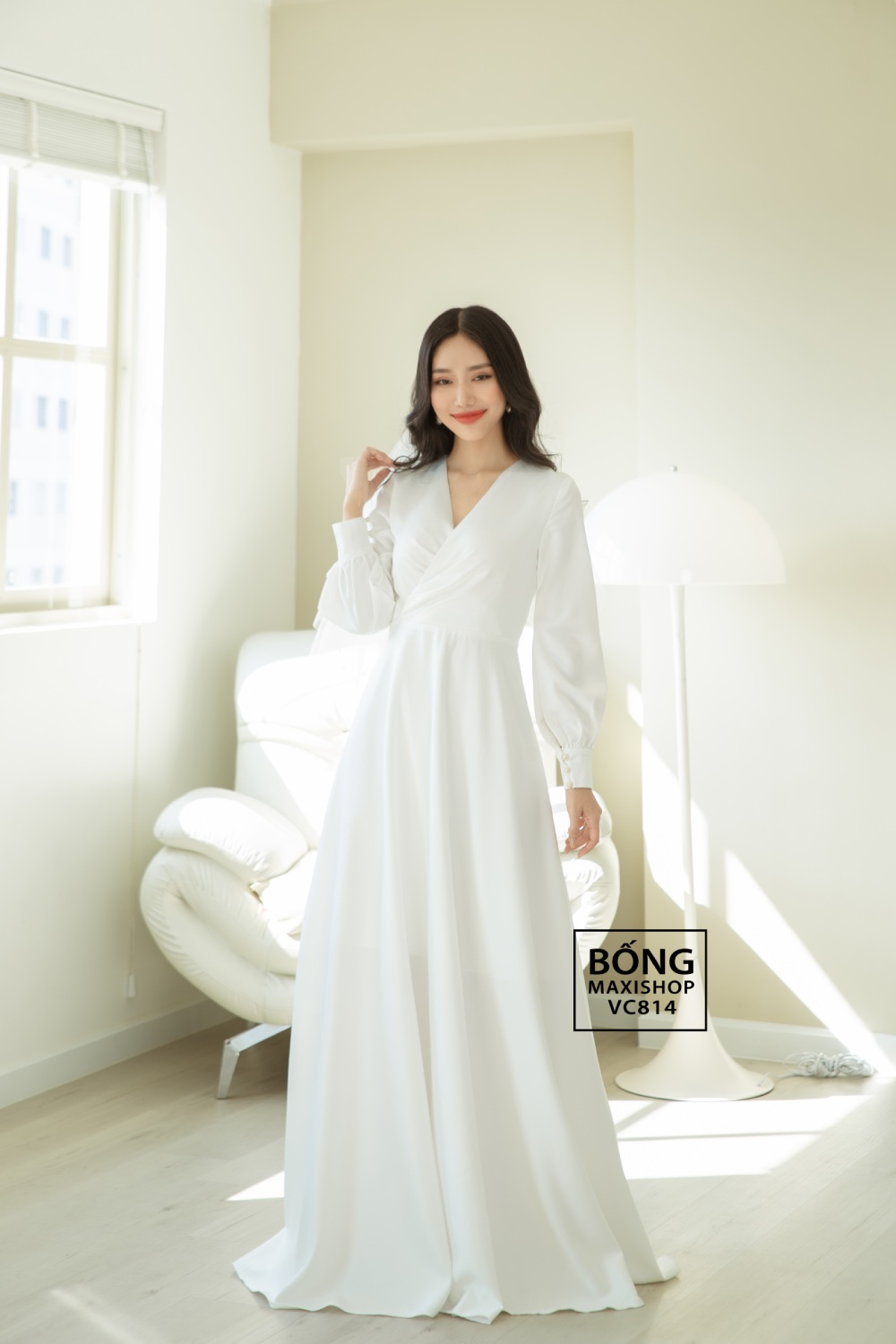 ÁO CƯỚI DẠ TIỆC LỤA XẺ TÀ SEXY DÁNG A SUÔN PHỐI REN ĐUÔI XOÈ. MÃ MM4096 |  Xưởng may Áo cưới Cao Cấp TP HCM