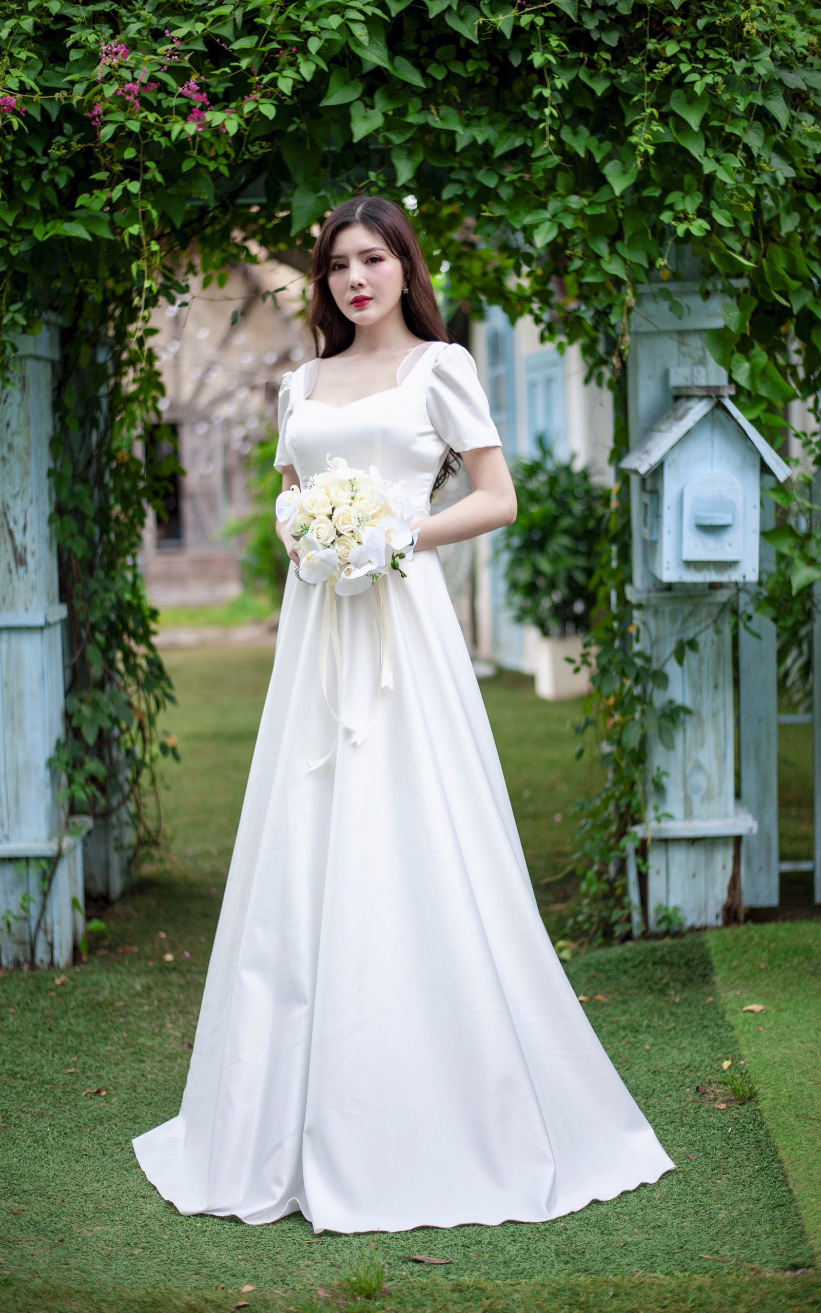 50 mẫu váy đầm dự tiệc cưới đẹp đơn giản, sang trọng 2024