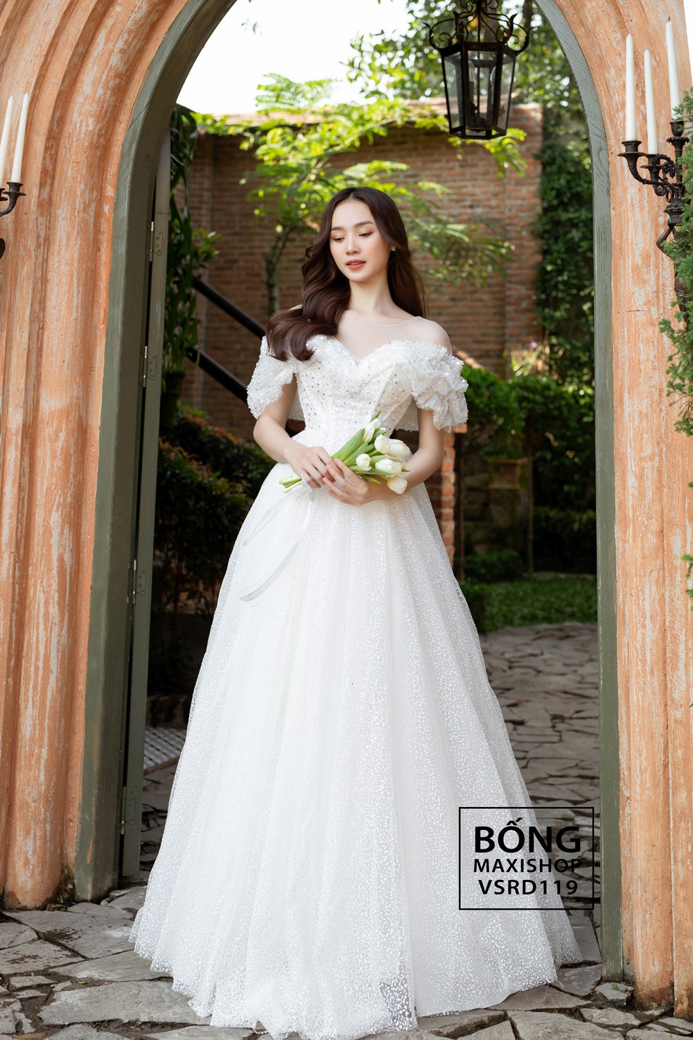 8 lời khuyên cho cô dâu khi chọn váy cưới đẹp  Tony Wedding