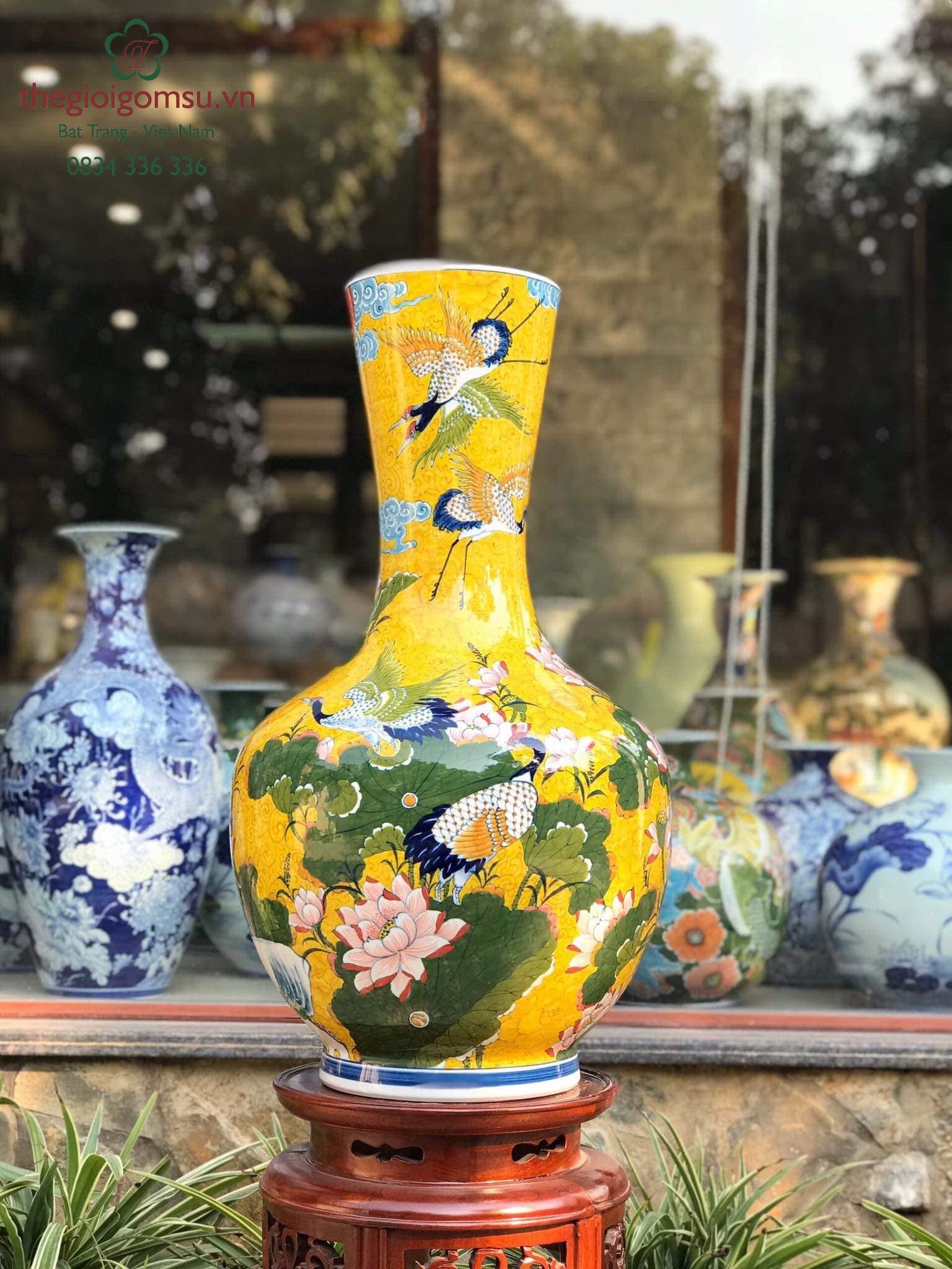 bình phong thủy hình tỏi "Chim hạc hoa sen" nền vàng đại cát