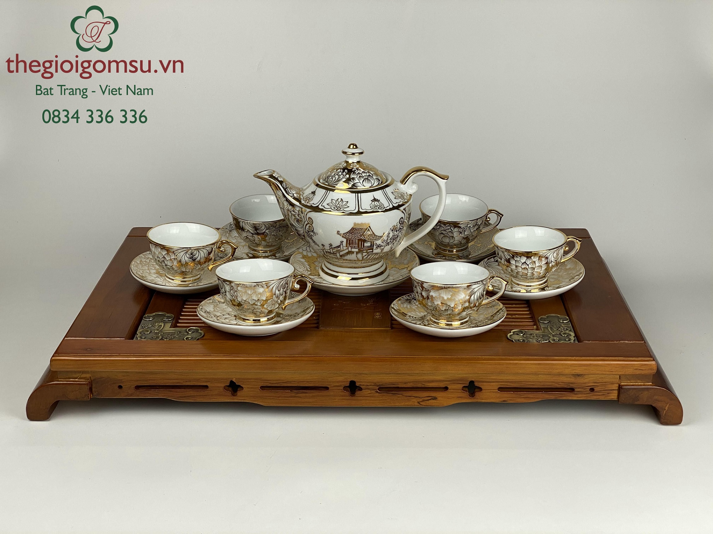 Bộ ấm chén "Chữ phúc hoa sen trang trí" vẽ vàng 24K