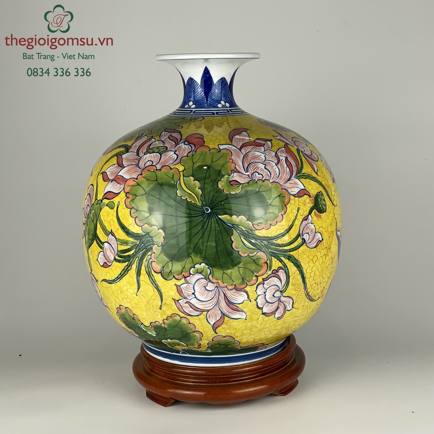 Bình hút lộc vàng đại cát "cá chép trông trăng "