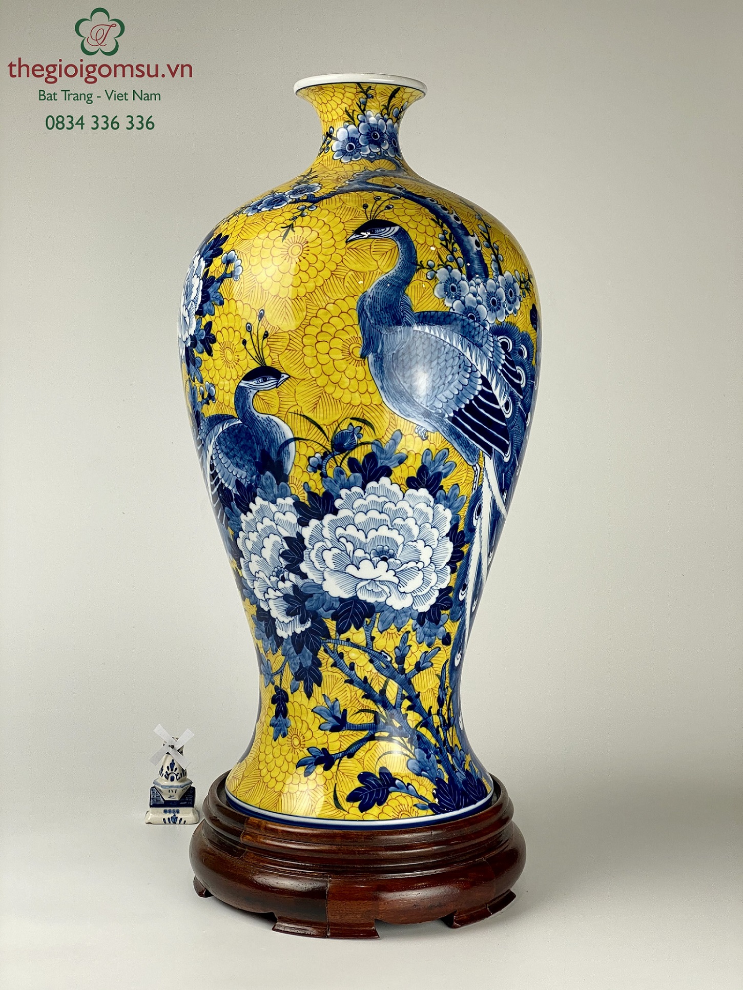 Mai bình tích lộc "Công thành danh toại" nền vàng đại cát