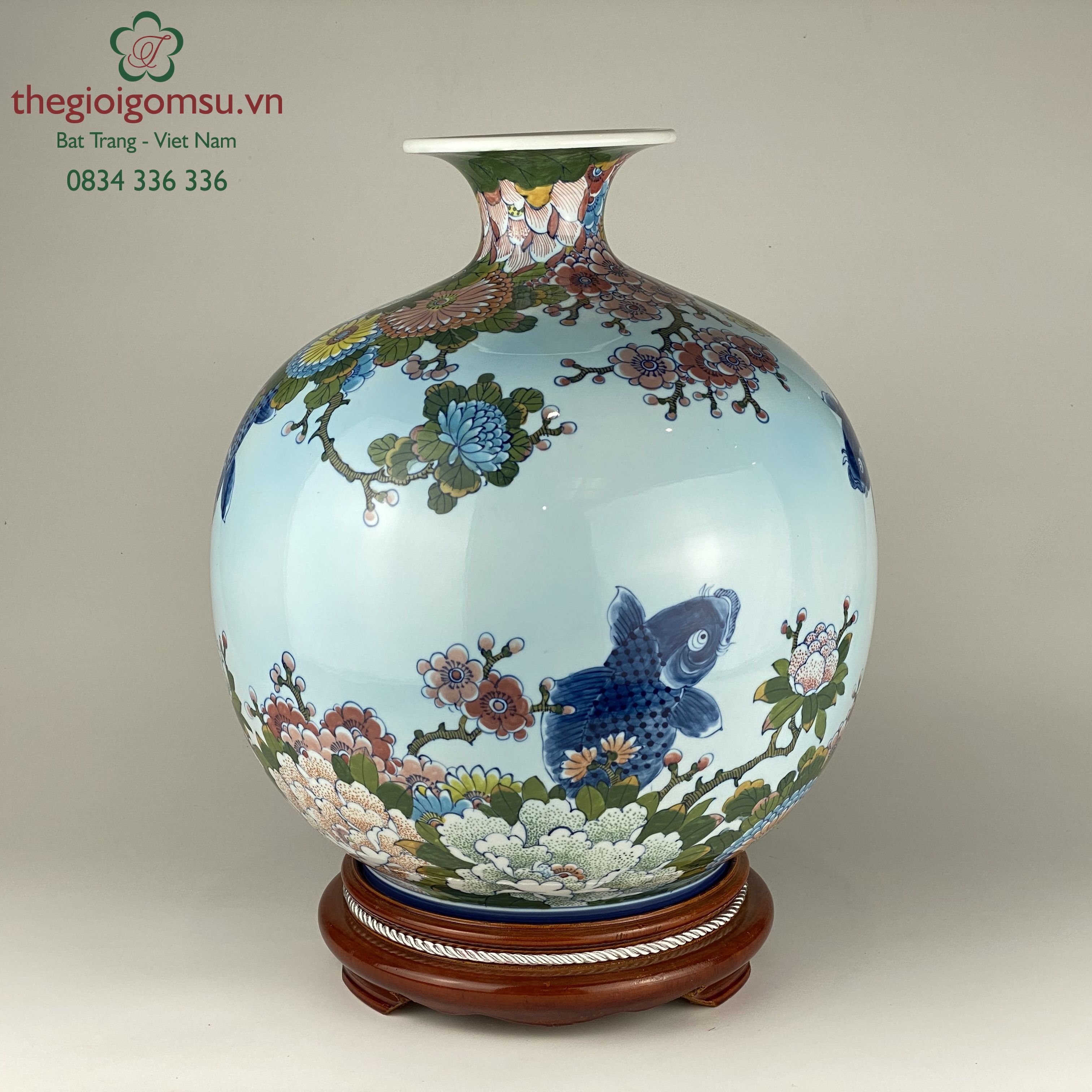 Bình hút tài lộc "Cá chép liên hoa" lục bảo nhạt