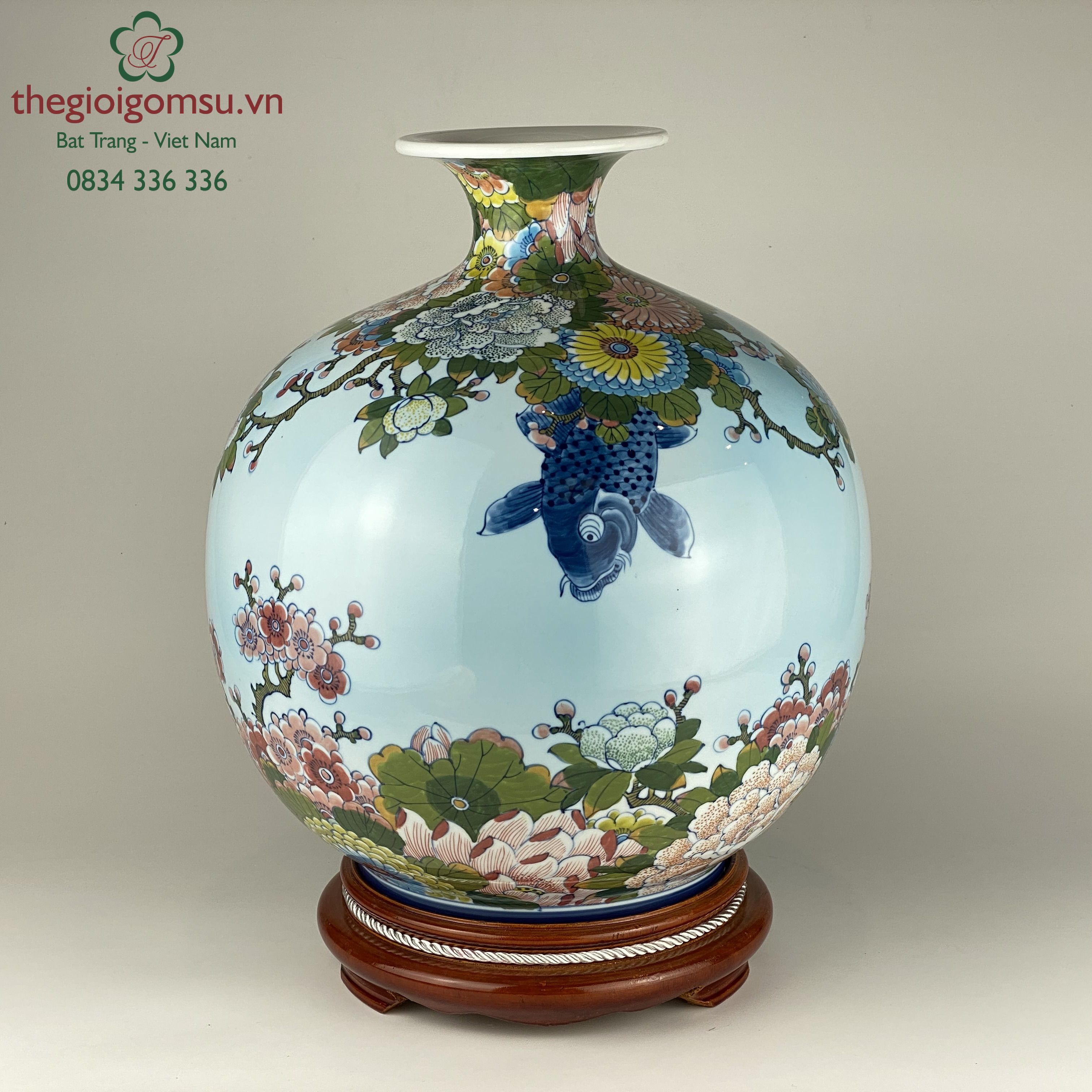 Bình hút tài lộc "Cá chép liên hoa" lục bảo nhạt