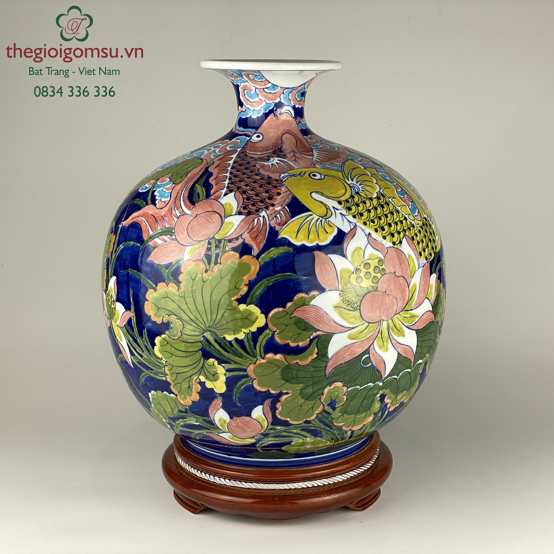 Bình hut tài lộc "Cá chép liên hoa" ngọc bích