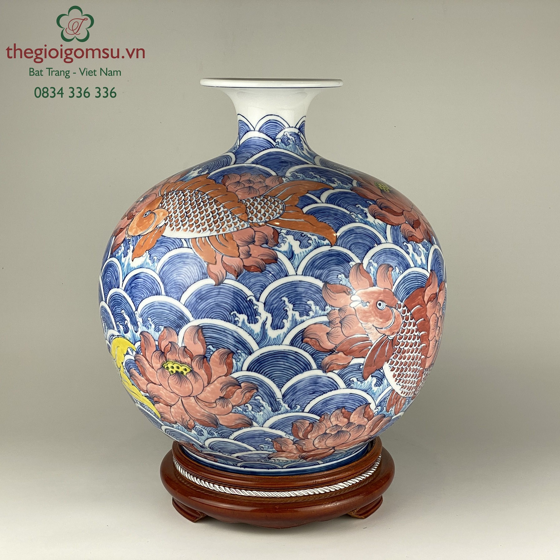 Bình hút tài lộc "Cá chép liên hoa bơi trên sóng"