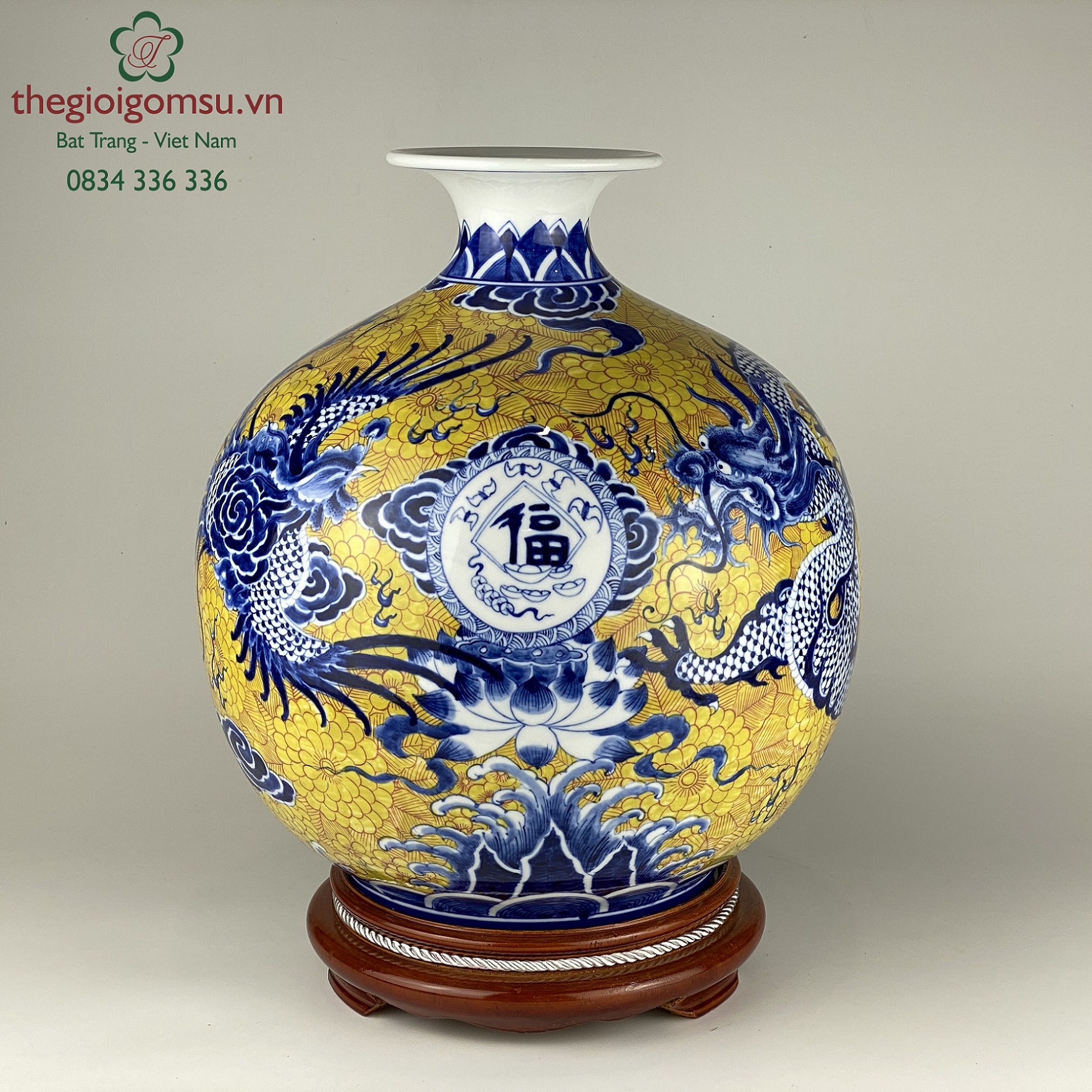 Bình hút tài lộc "Long Phượng" nền vàng đại cát