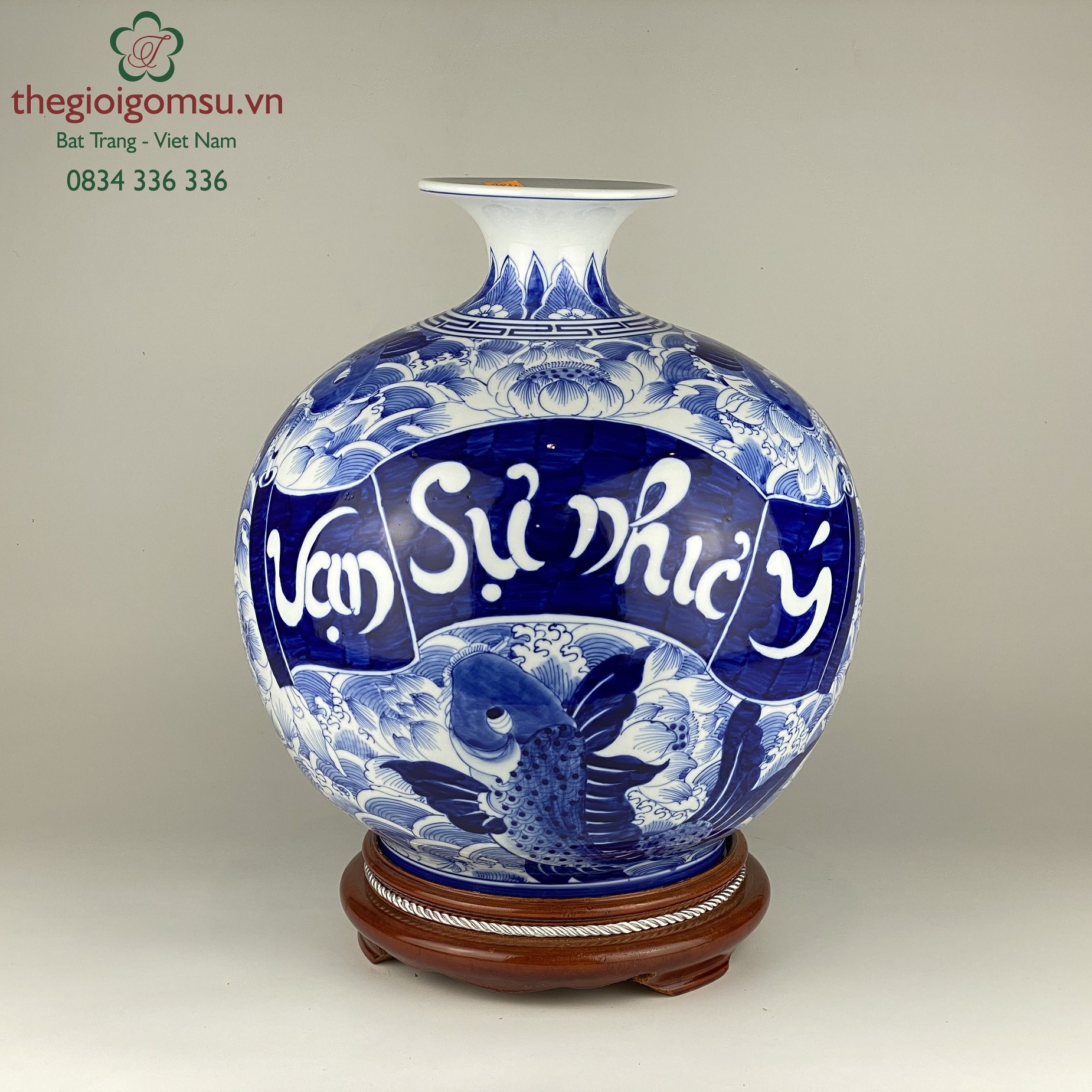 Bình hút tài lộc "Vạn Sụ Như Ý -Cá chép" nền hoa xanh ngọc bích