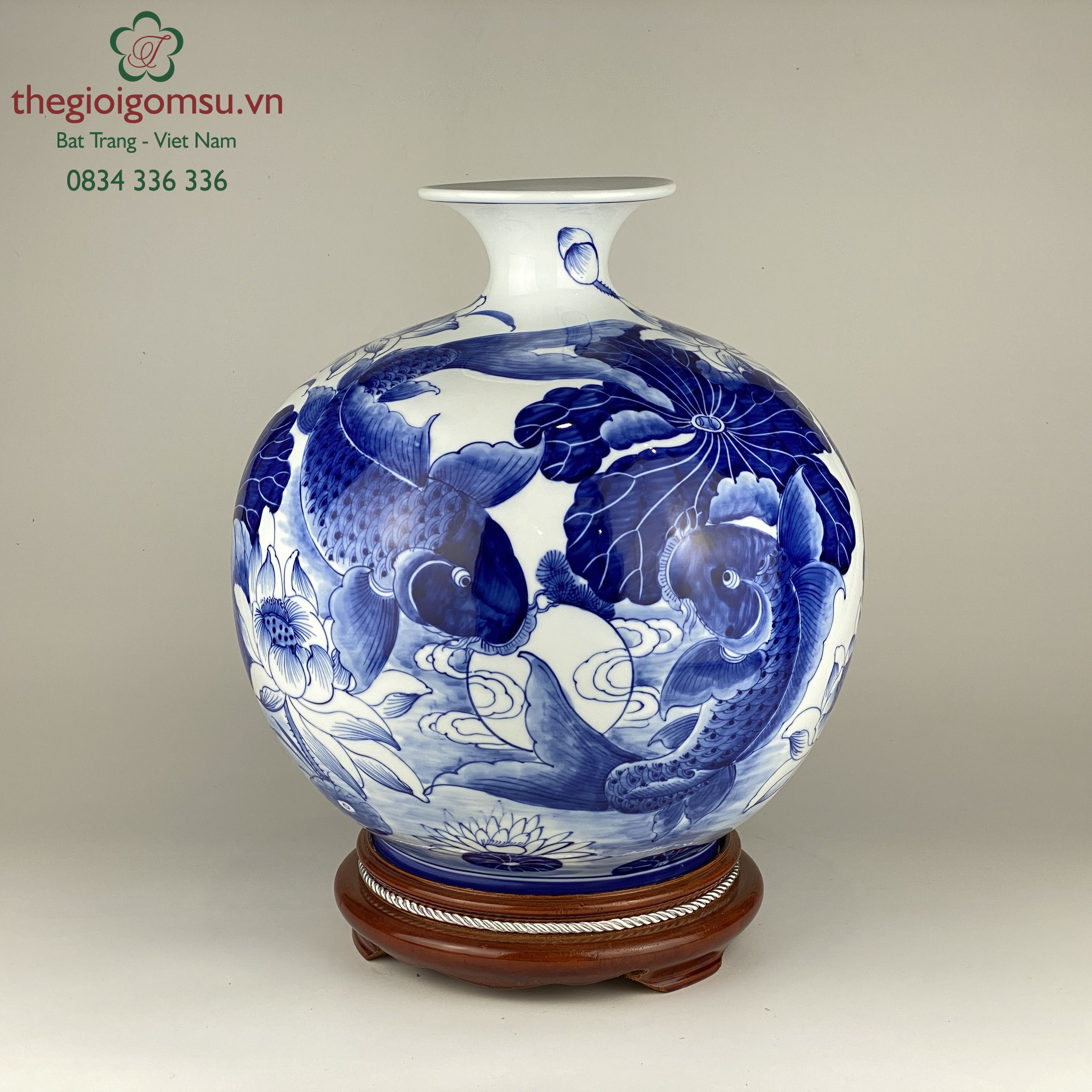 Bình hút tài lộc "Cá Chép Trông trăng" nền trắng