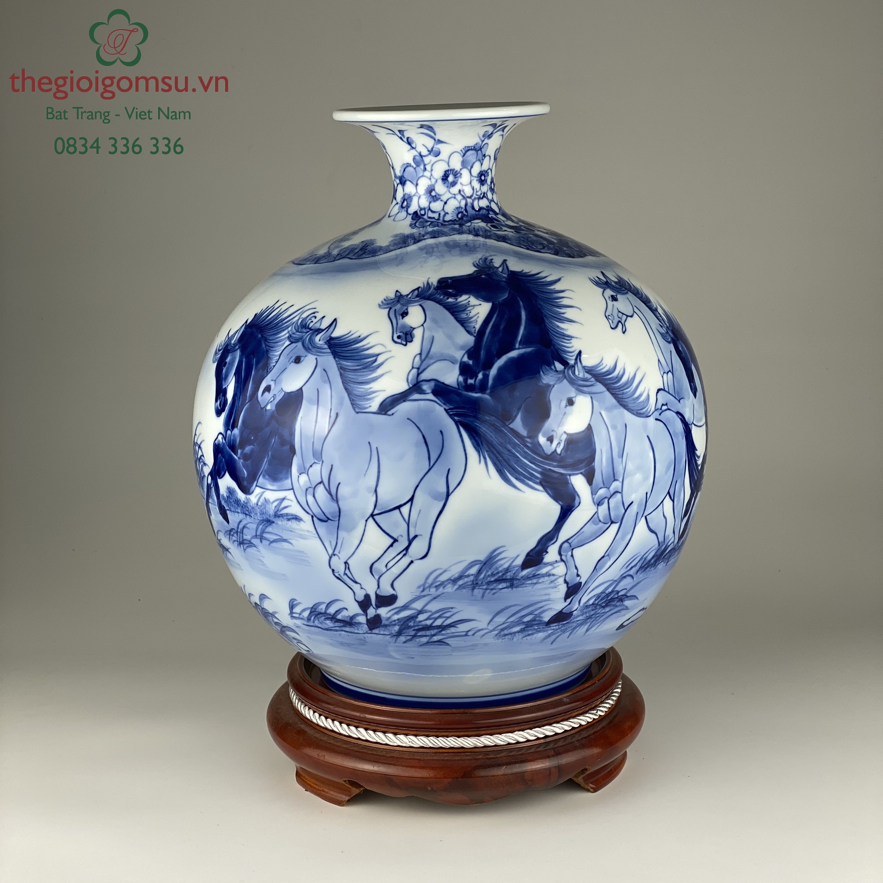 Bình hút tài lộc ngọc bích "bát mã truy phong" Gốm Sứ Bát Tràng