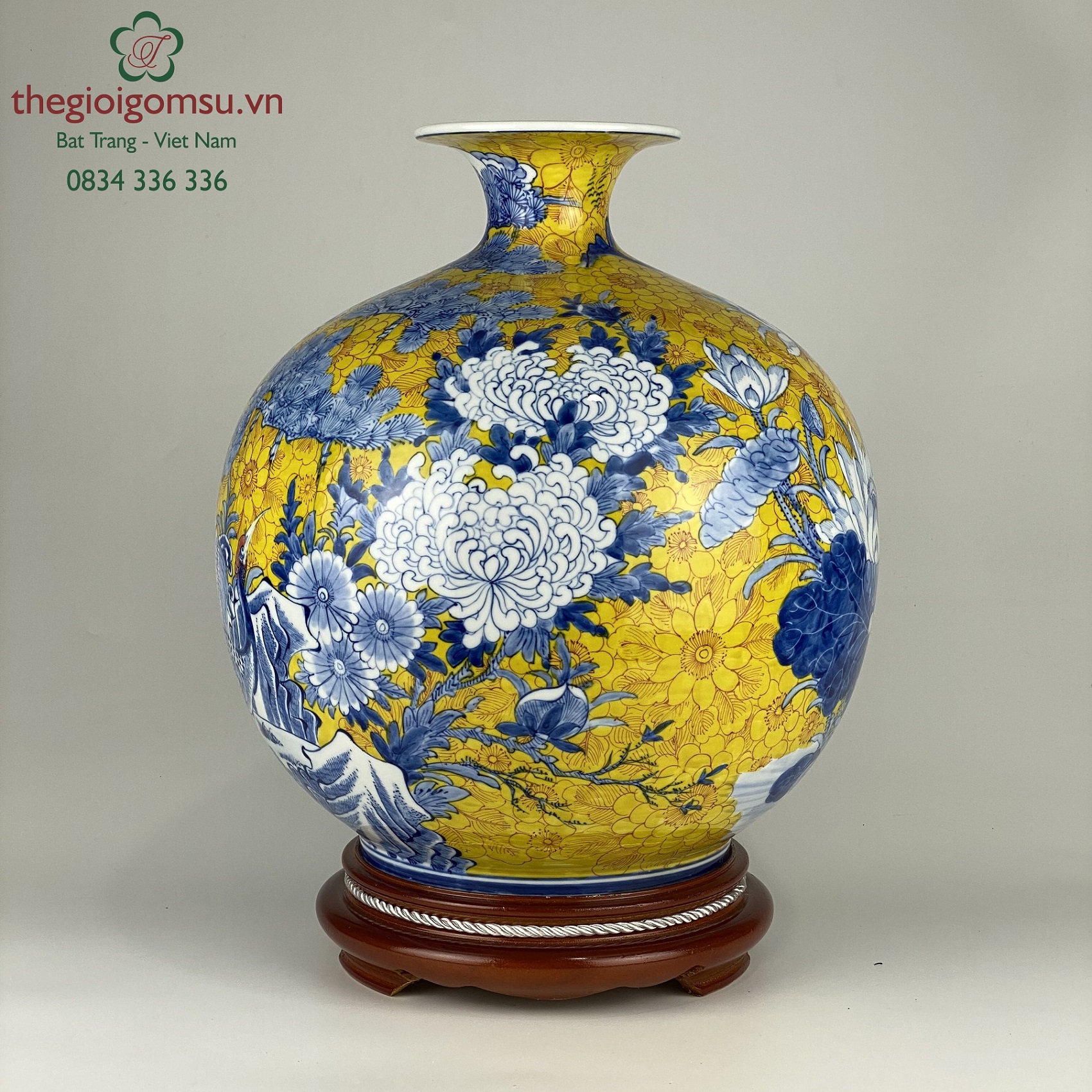 Bình hút tài lộc "Tùng Hạc Diên Niên" nền vàng đại cát