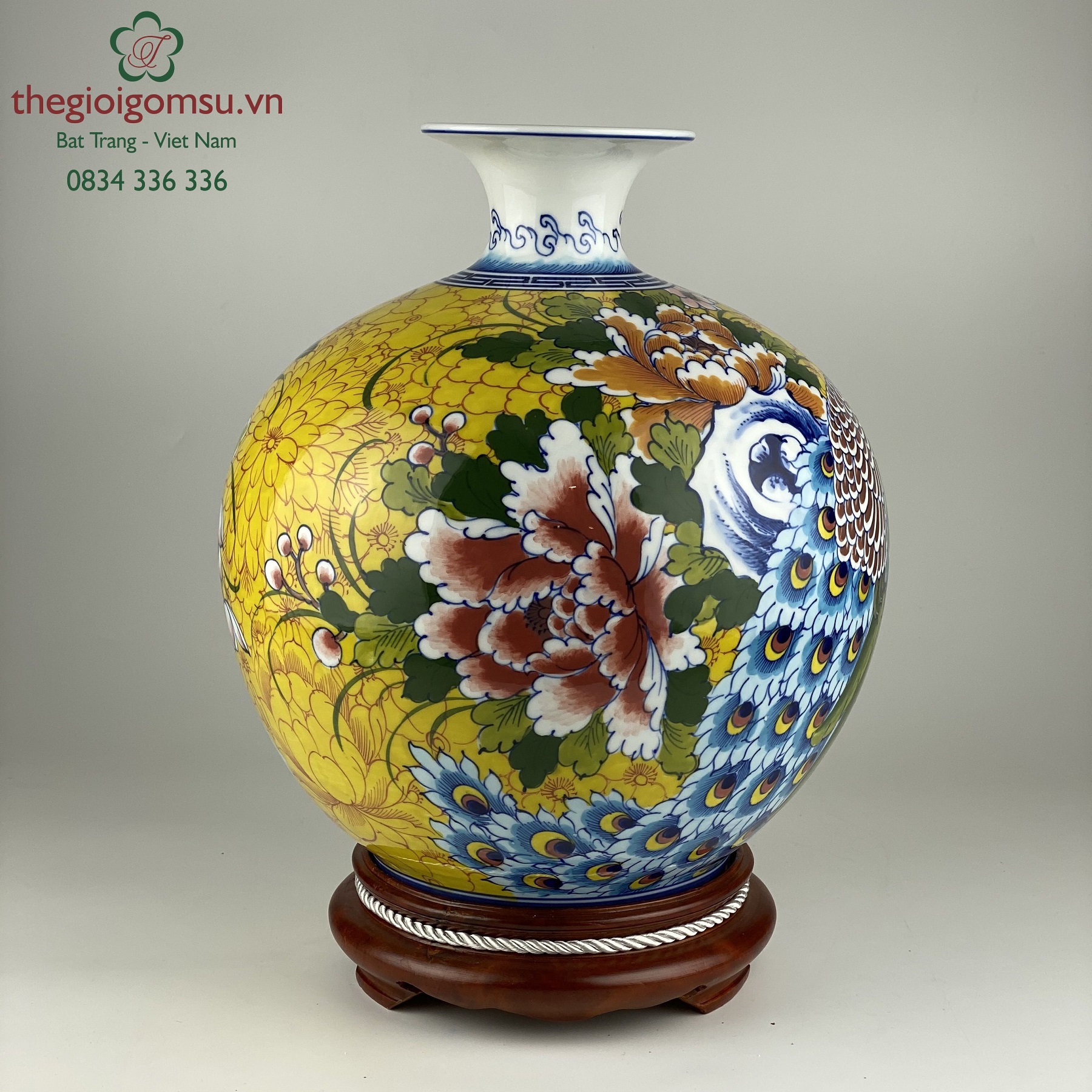 Bình hút tài lộc "Công thành danh toại hoa sen" nền vàng đại cát