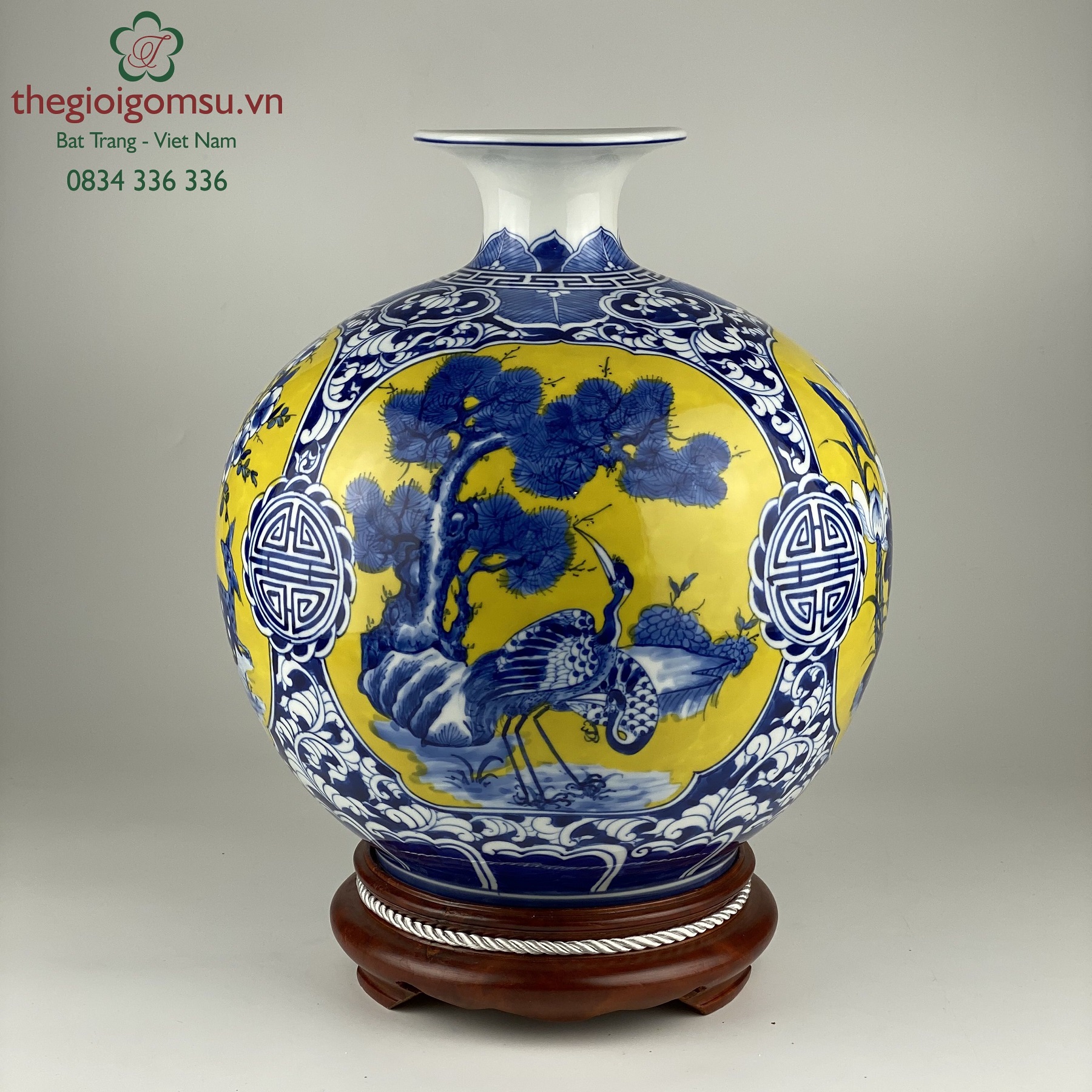 Bình hút lộc "Tứ cảnh" màu nền vàng đại cát