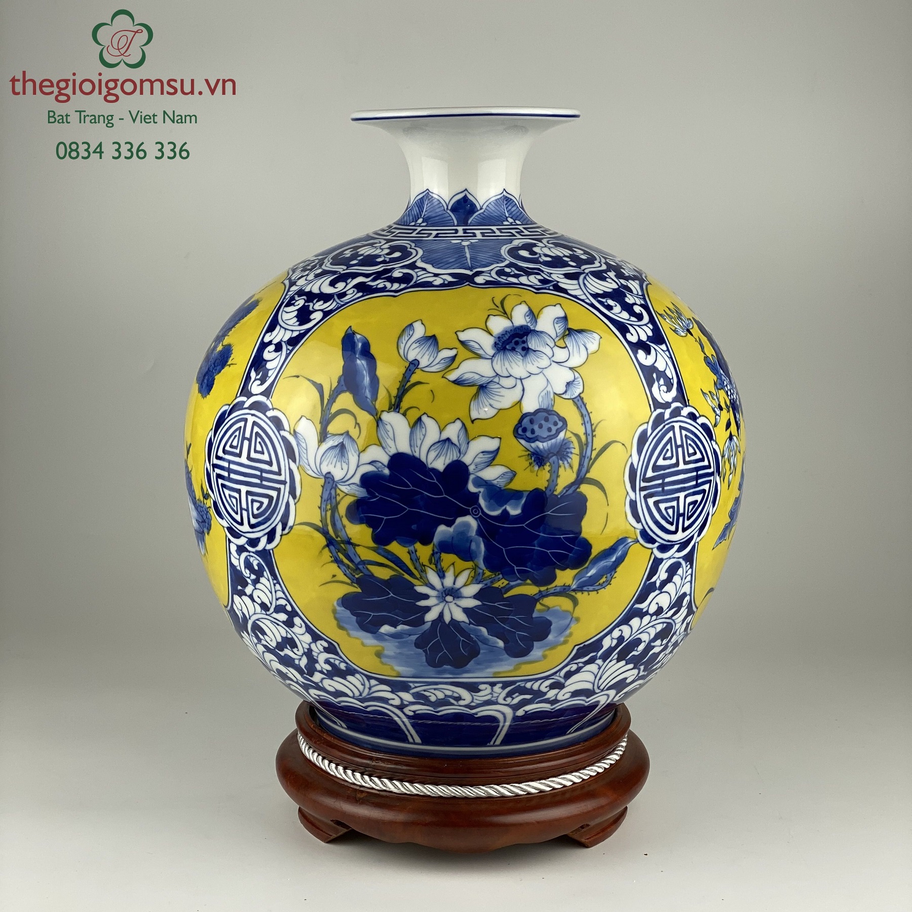 Bình hút lộc "Tứ cảnh" màu nền vàng đại cát