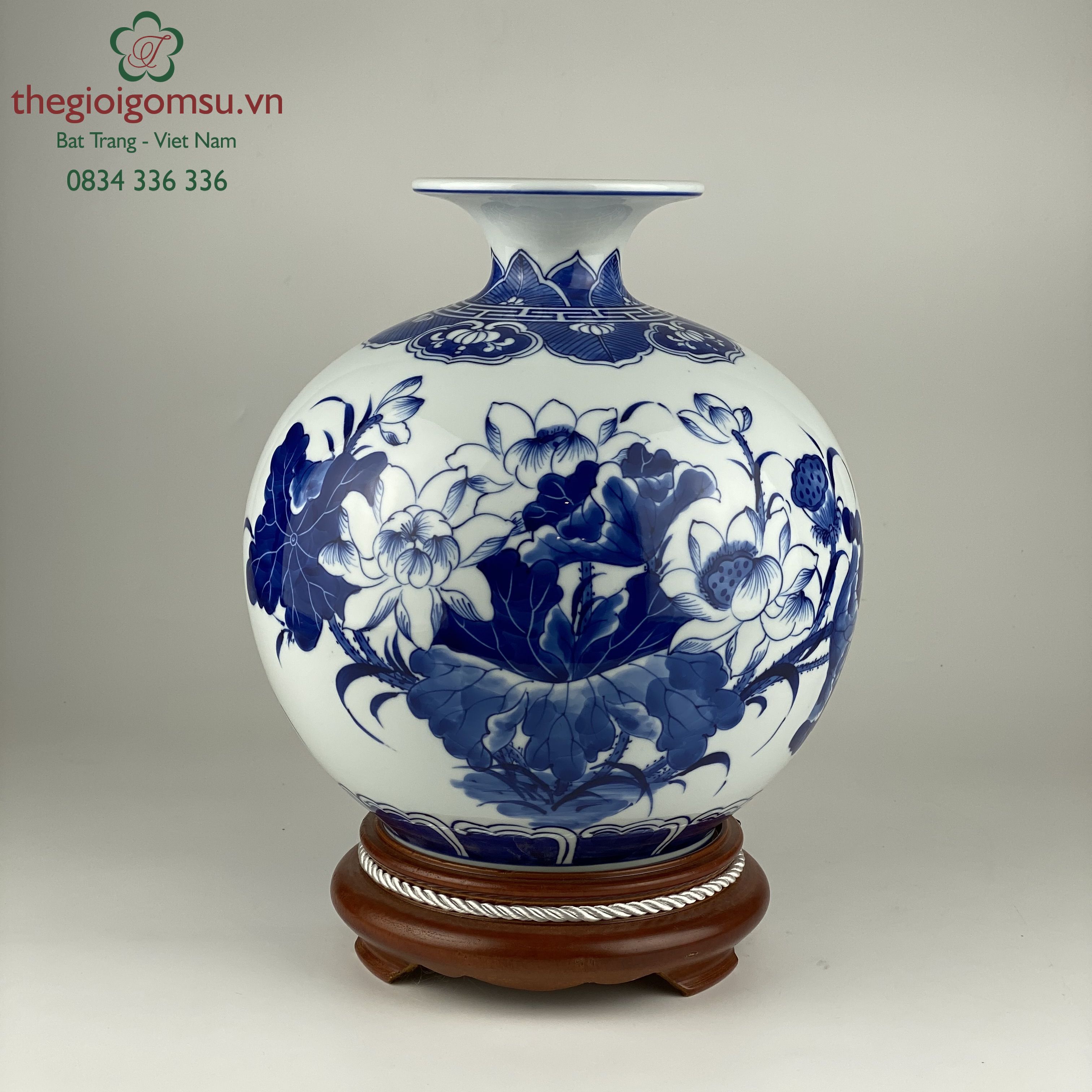 Bình hút tài lộc "Chữ lộc hoa sen" xanh đại thanh