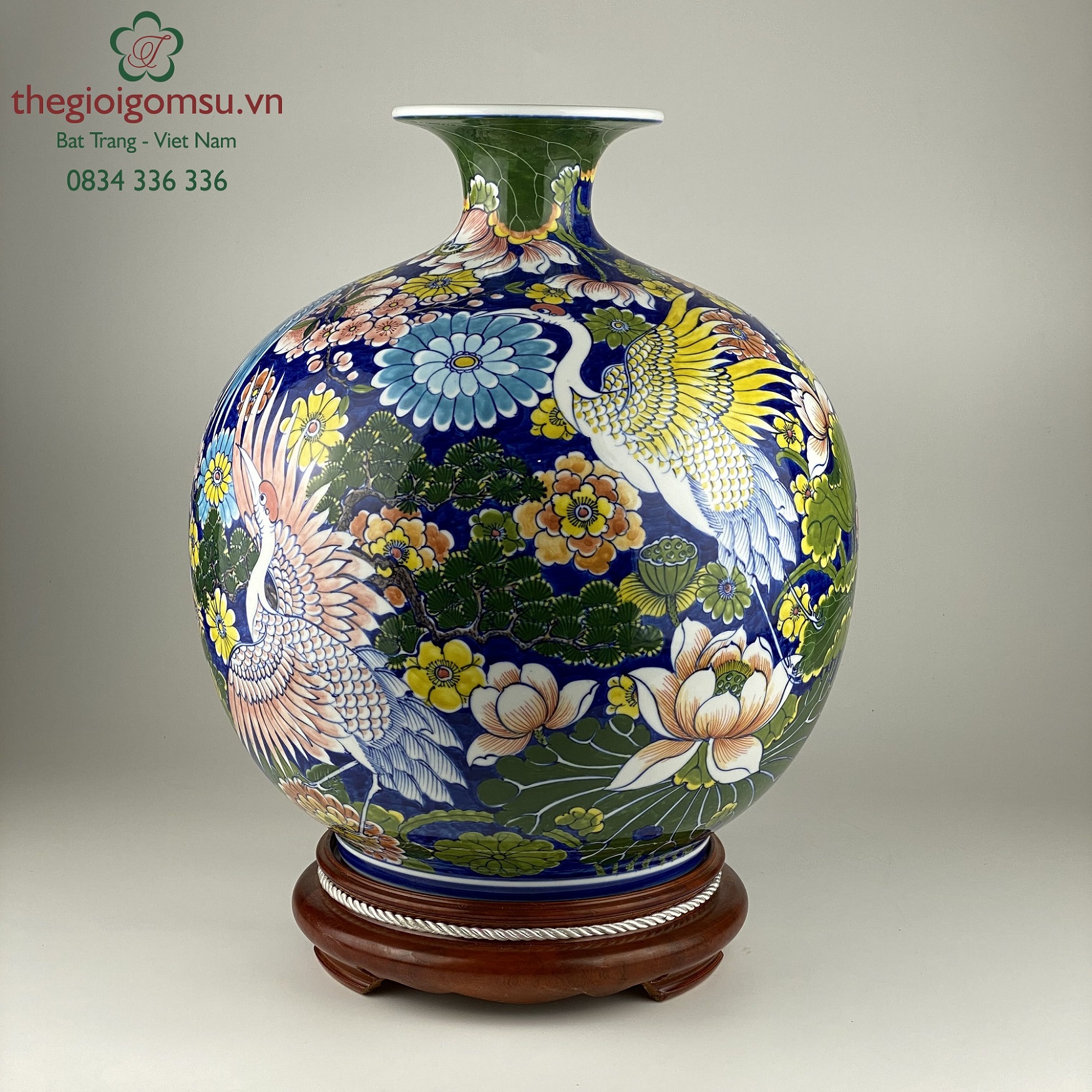 Bình hút tài lộc "Chim hạc chữ phúc trắng" nền hoa