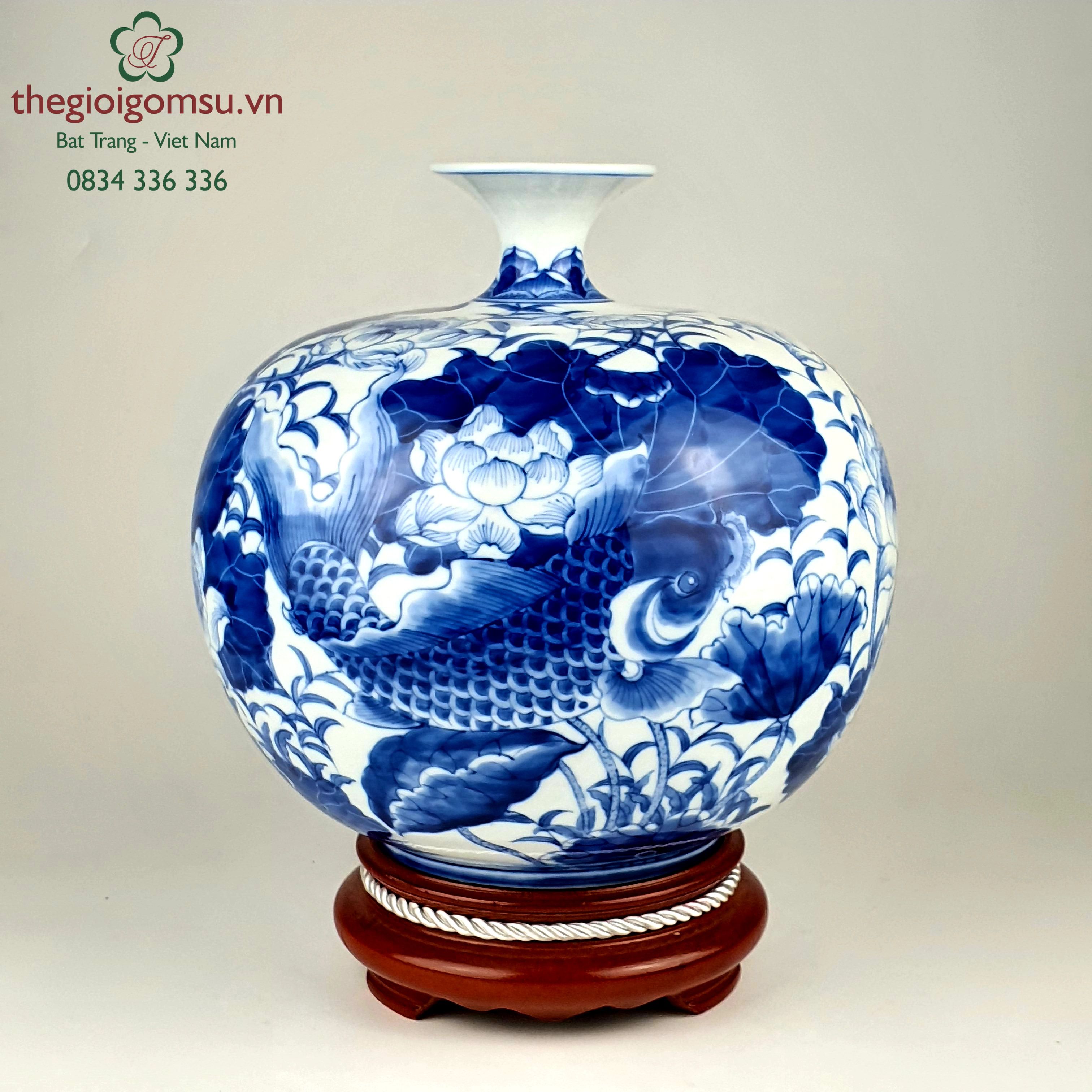 Bình Hút Tài Lộc Họa Tiết "Cá chép trông trăng" Gốm Sứ Bát Tràng vuốt tay