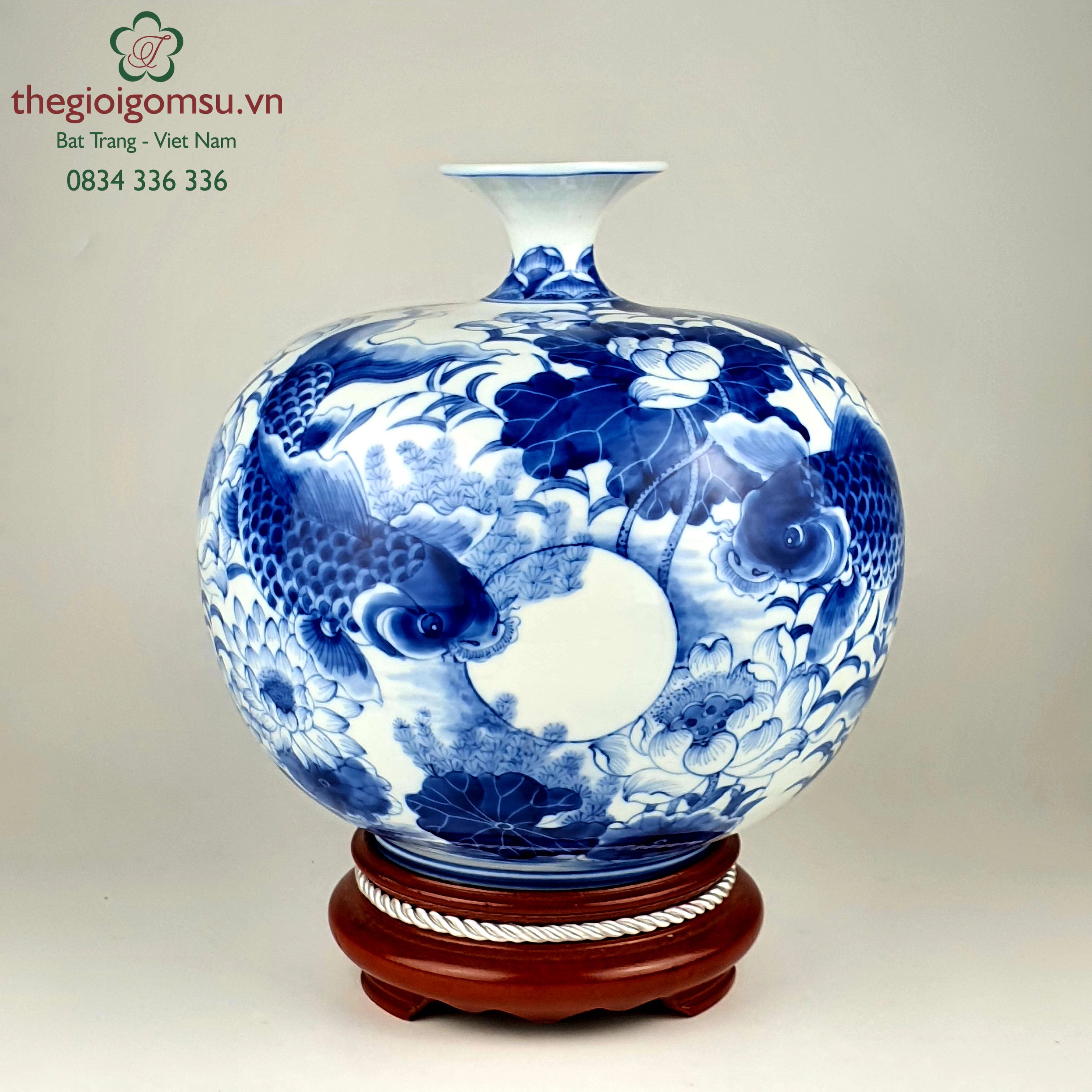 Bình Hút Tài Lộc Họa Tiết "Cá chép trông trăng" Gốm Sứ Bát Tràng vuốt tay