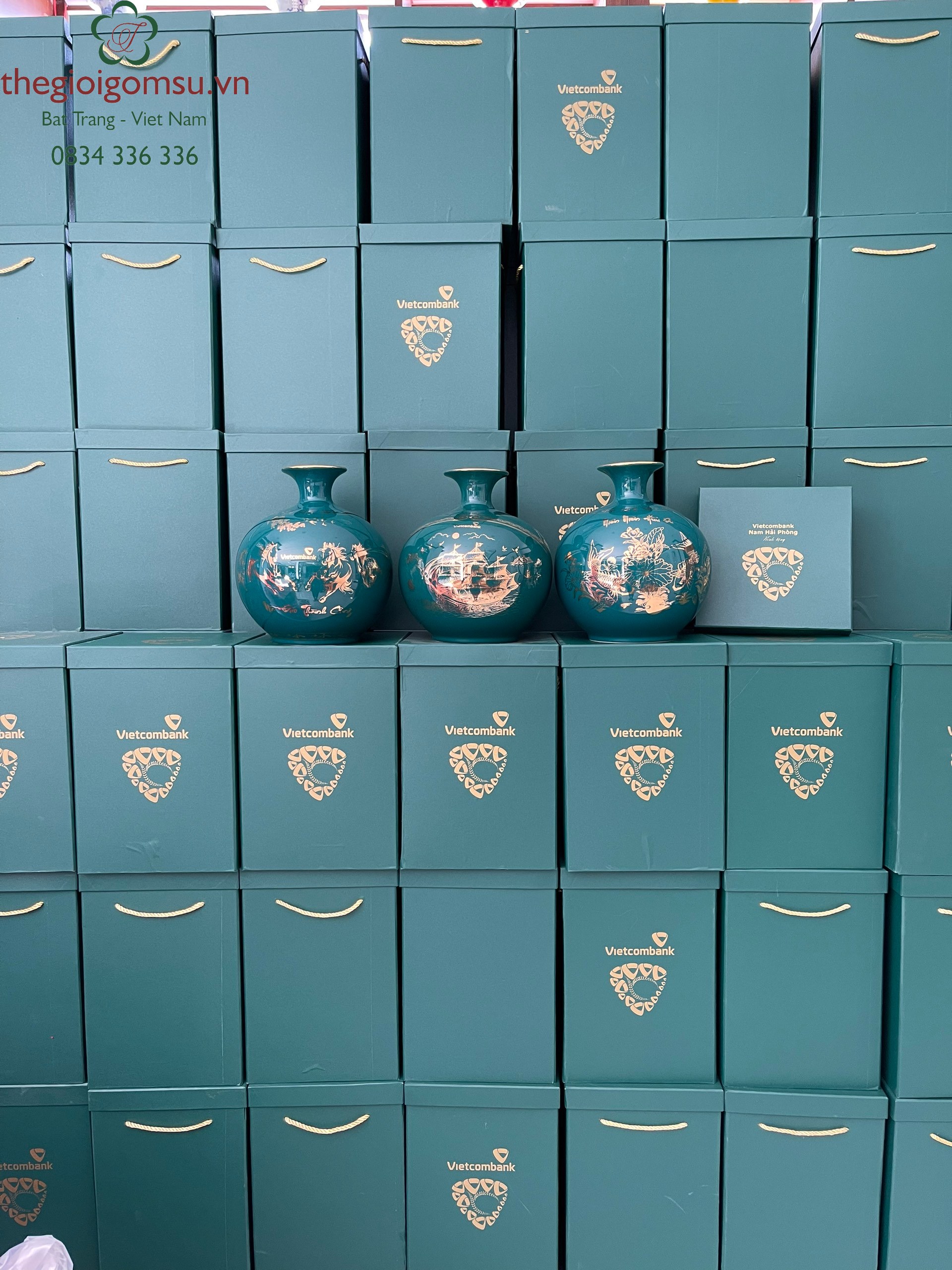 Bình Hút Tài Lộc ngân hàng Vietcombank