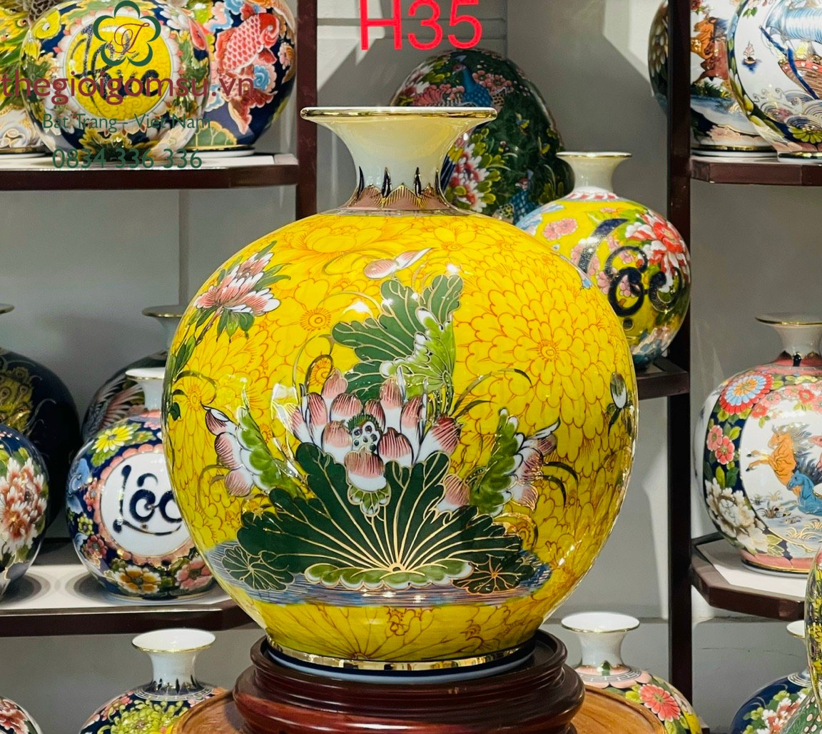 Bình hút Tài Lộc họa tiết "Hoa Sen" vẽ vàng