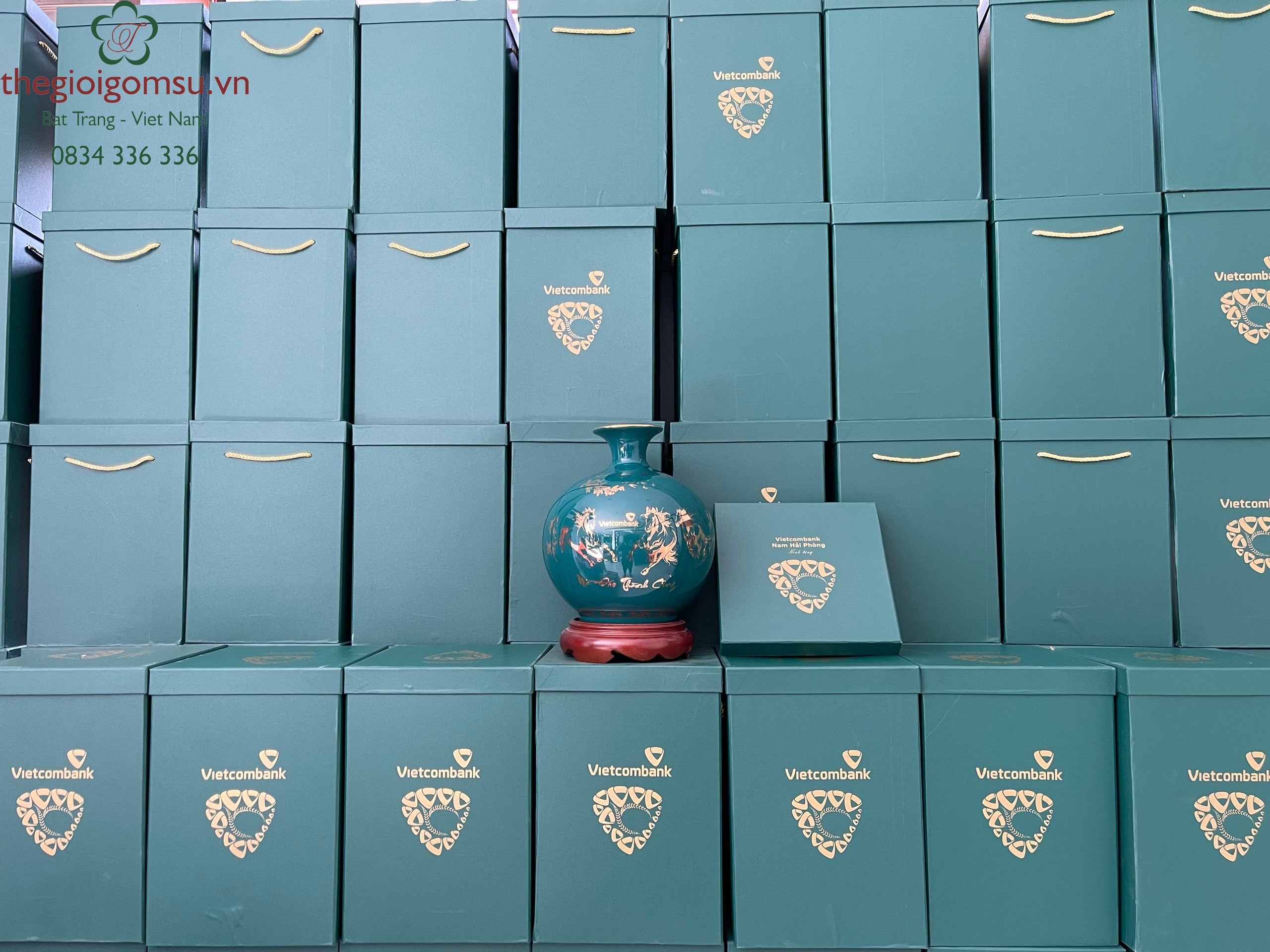 Bình Hút Tài Lộc ngân hàng Vietcombank