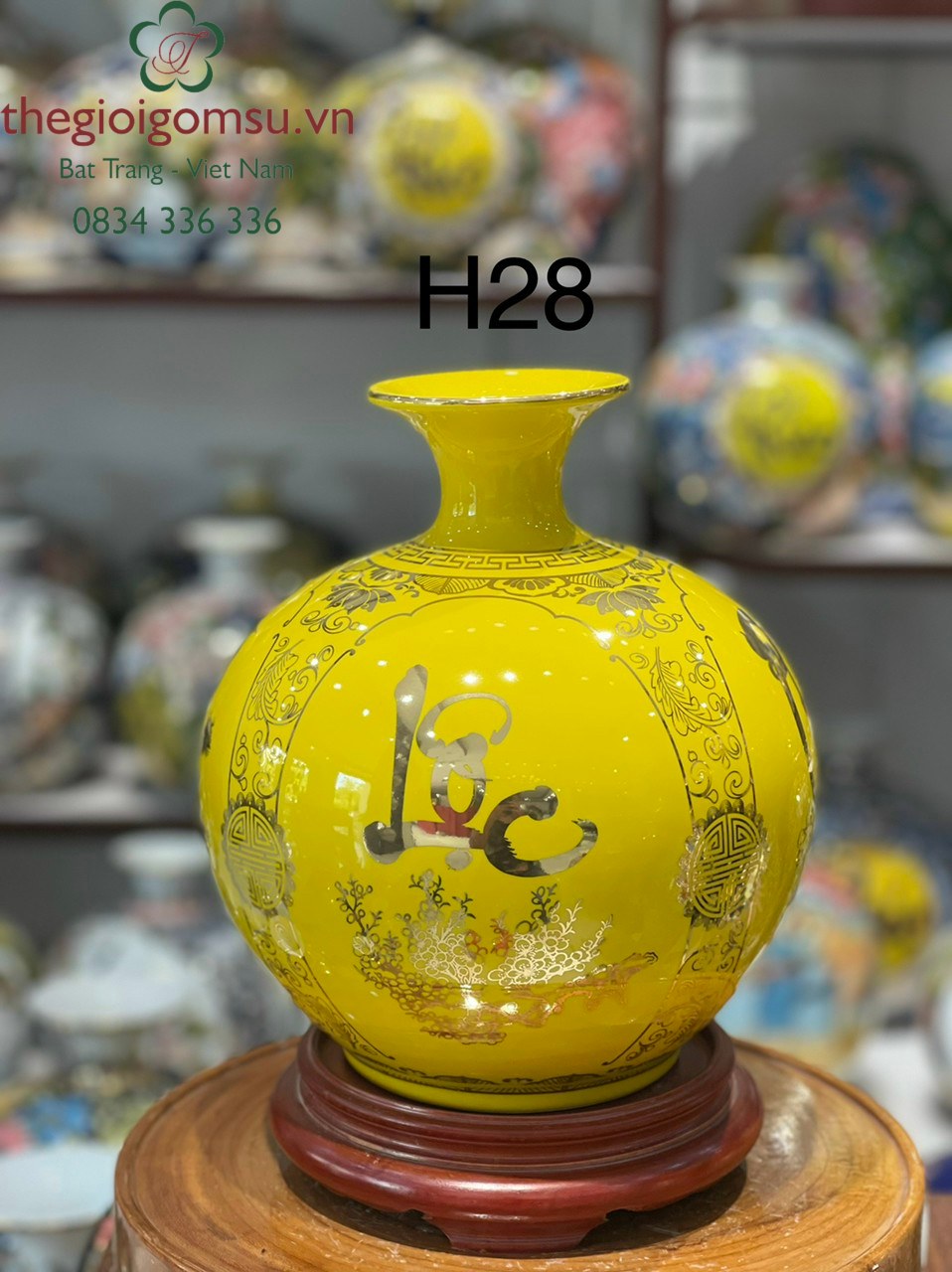 Bình hút Tài Lộc " Phúc - Đức - Tài - Lộc "nền vàng đại cát