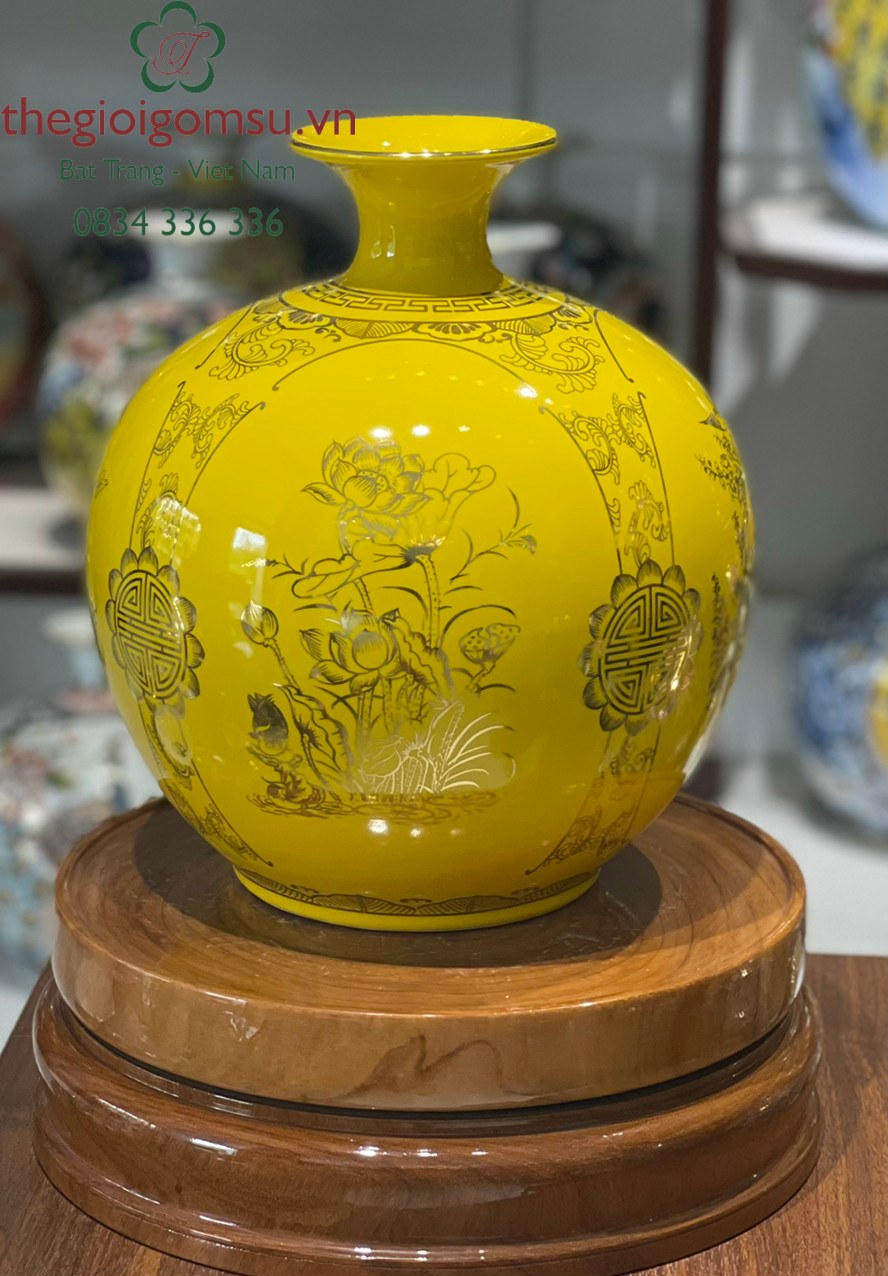 Bình hút Tài Lộc Tứ Cảnh " Tùng - Cúc - Trúc - Mai" nền vàng đại cát