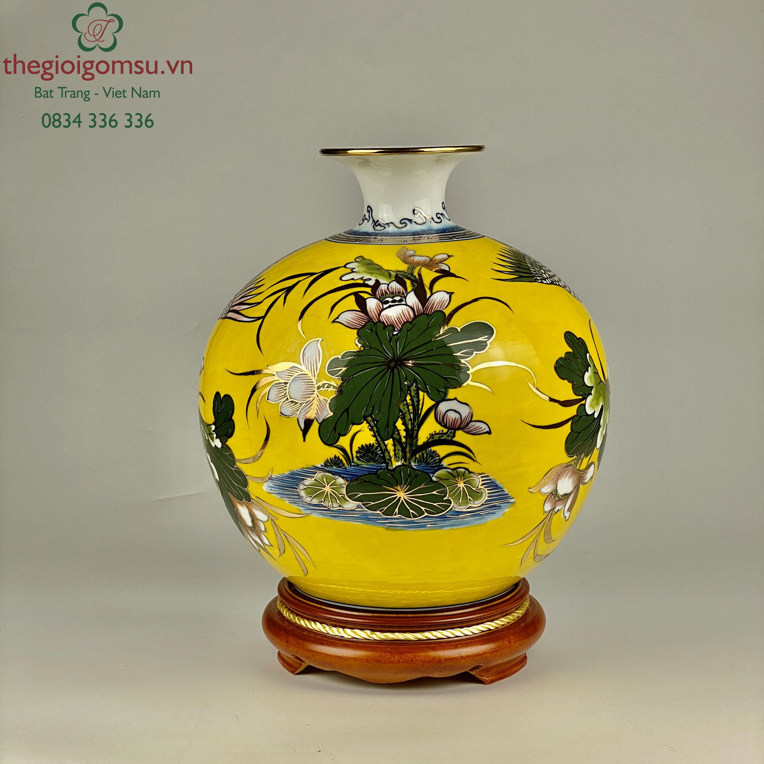 Bình hút tài lộc "Hạc hoa sen" nền vàng đại cát vẽ vàng