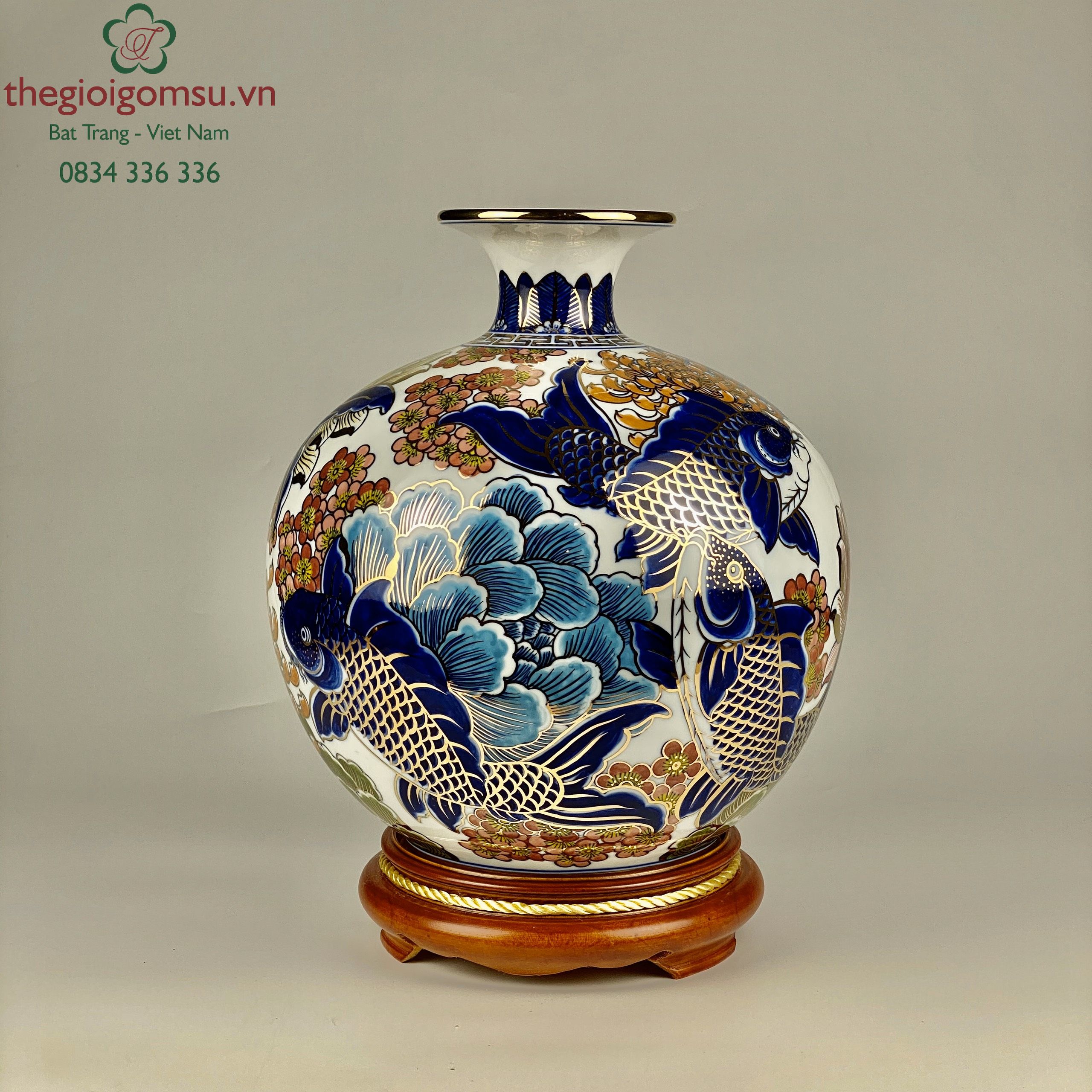 Bình Hút Tài Lộc Cá Chép Chữ Lôc màu nền trắng vẽ vàng