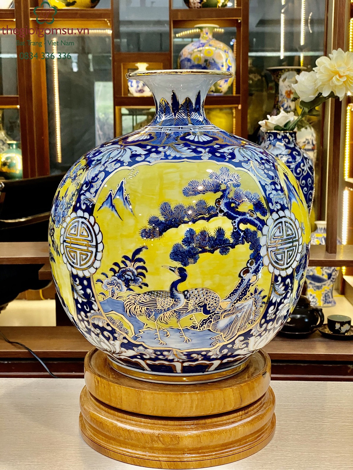 Bình hút tài lộc tứ cảnh nền vàng (2) vẽ vàng 24k