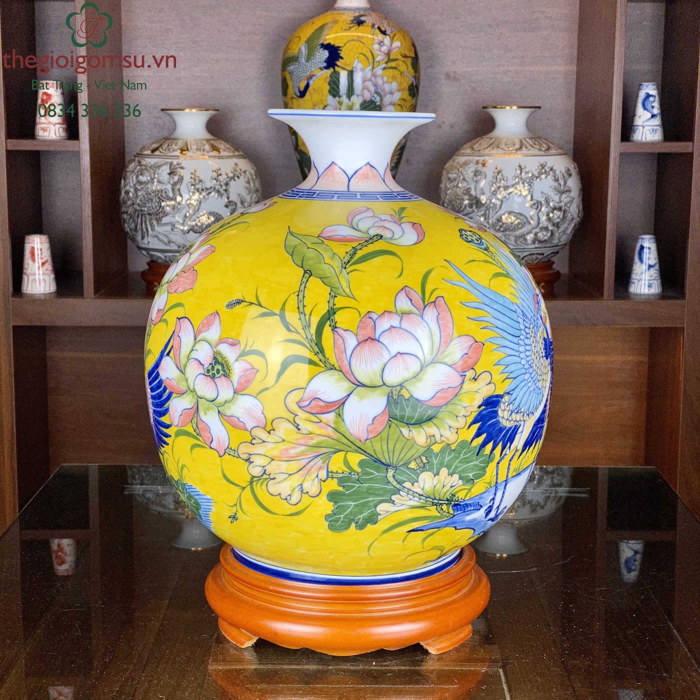 Bình Hút Tài Lộc "Chim Hạc Hoa Sen" nền vàng đại cát