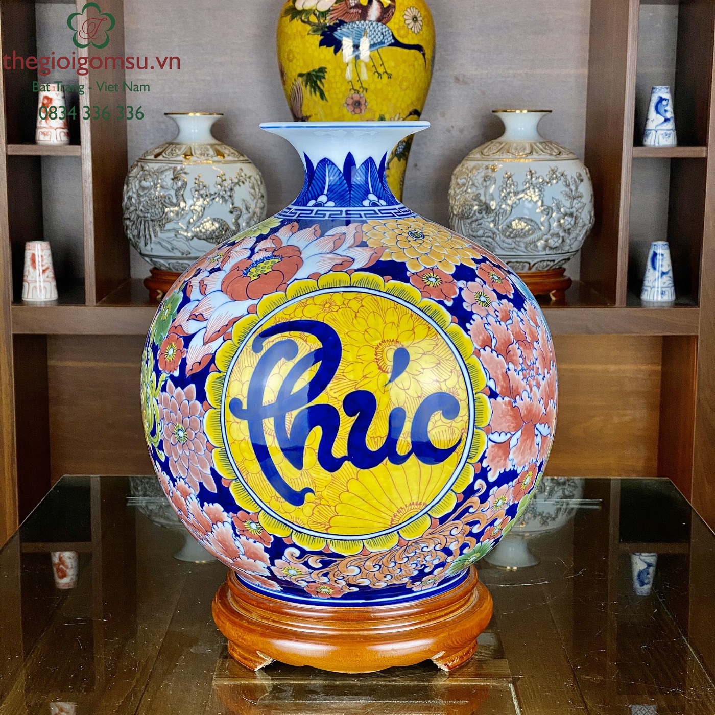 Bình Hút Tài Lộc "Chữ Phúc Lộc Thọ màu" nền hoa