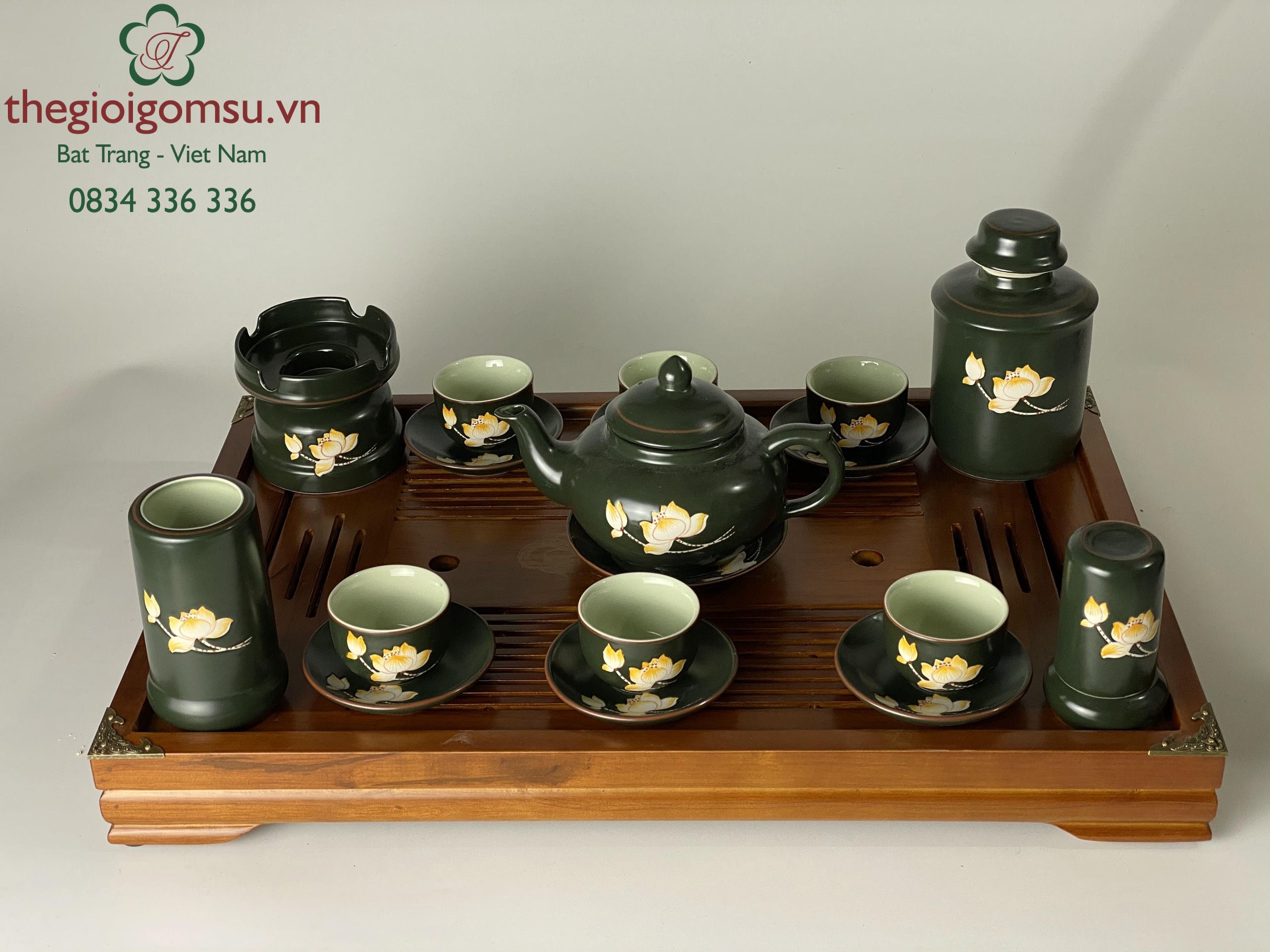 Ấm chén cao cấp dáng chóp khắc hoa sen