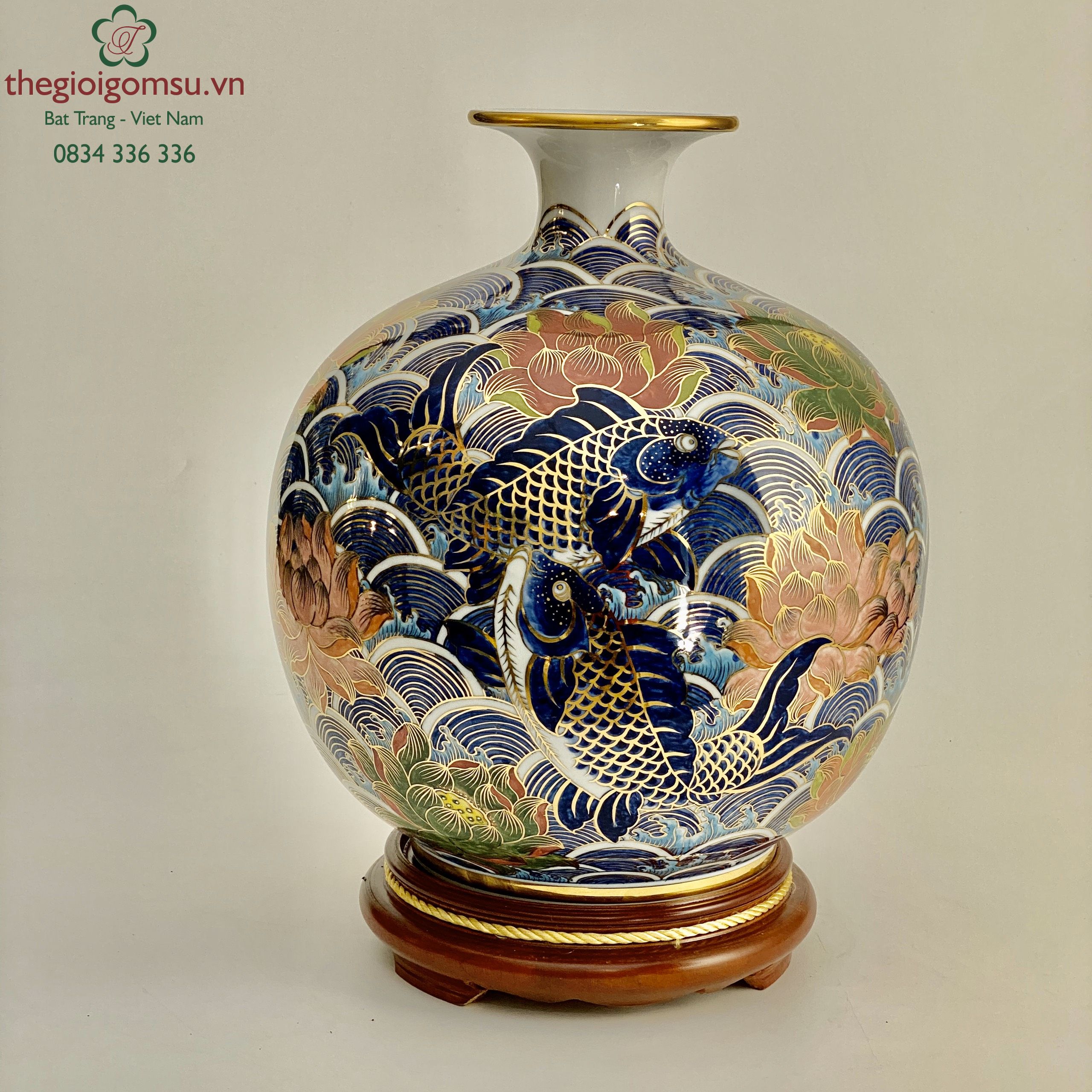 Bình Hút Tài Lộc "Cá Chép Liên Hoa Vượt Sóng" màu 3D vẽ vàng 24k