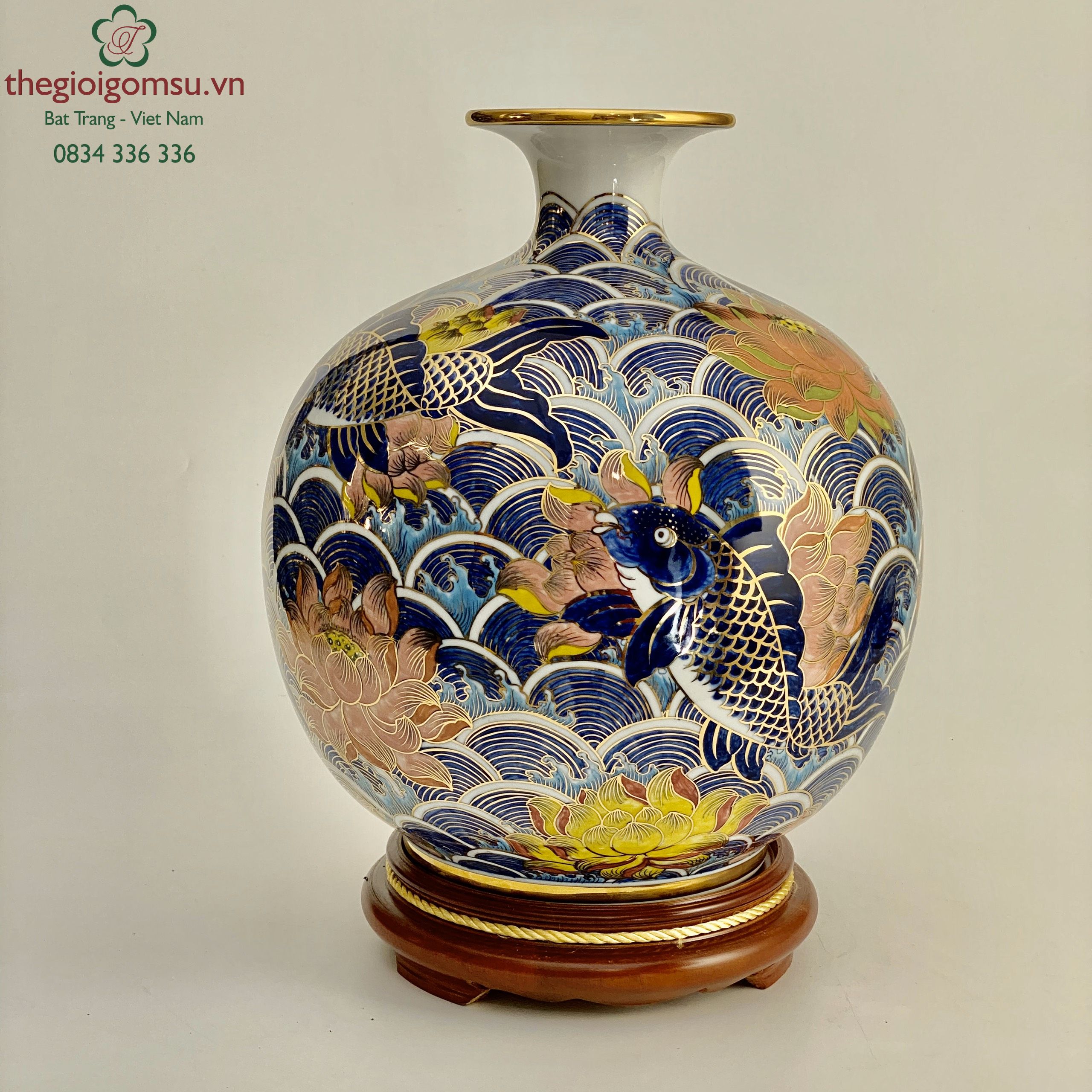 Bình Hút Tài Lộc "Cá Chép Liên Hoa Vượt Sóng" màu 3D vẽ vàng 24k