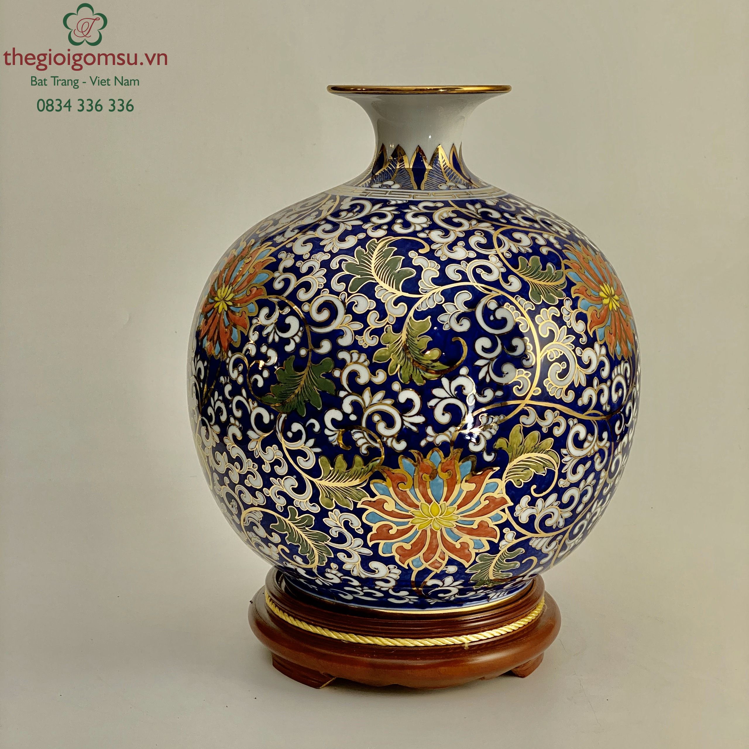 Bình Hút Tài lộc "Hoa Dây" nền xanh coban vẽ vàng 24k