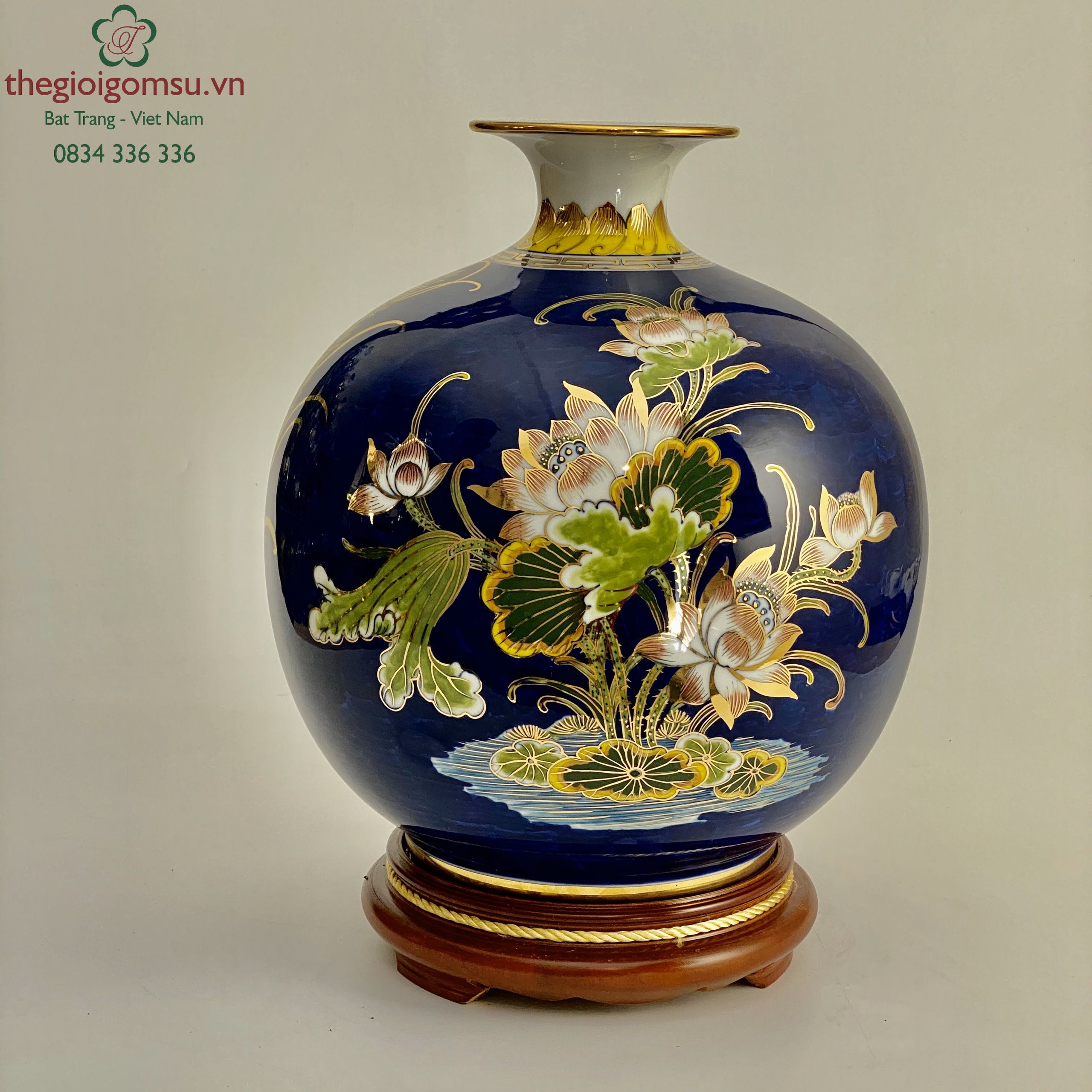 Bình Hút Tài Lộc "Phú Quý Trường Xuân" màu xanh coban vẽ vàng 24k