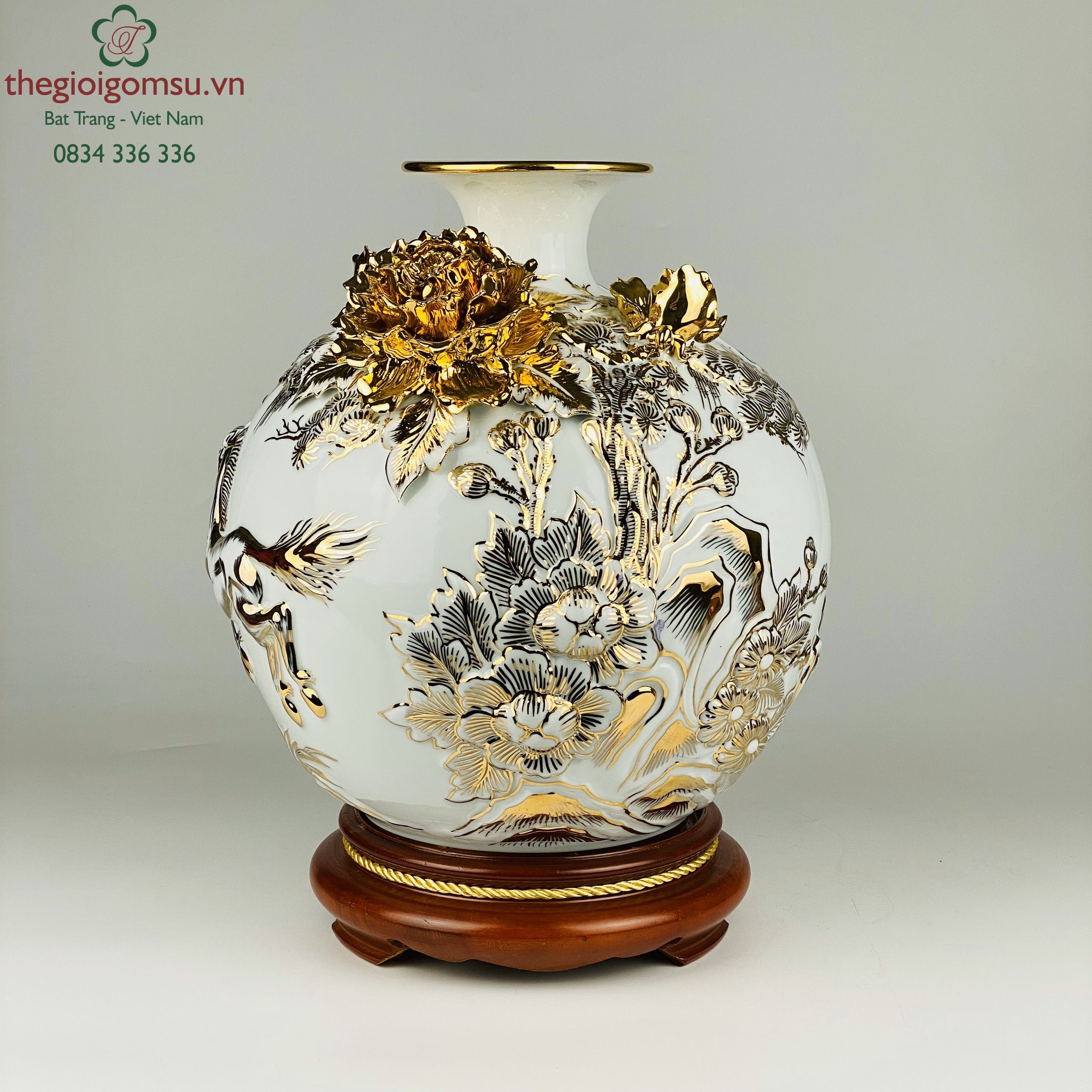 Bình Hút Tài Lộc " Bát Mã Truy Phong" nền trắng nổi vẽ vàng 24k