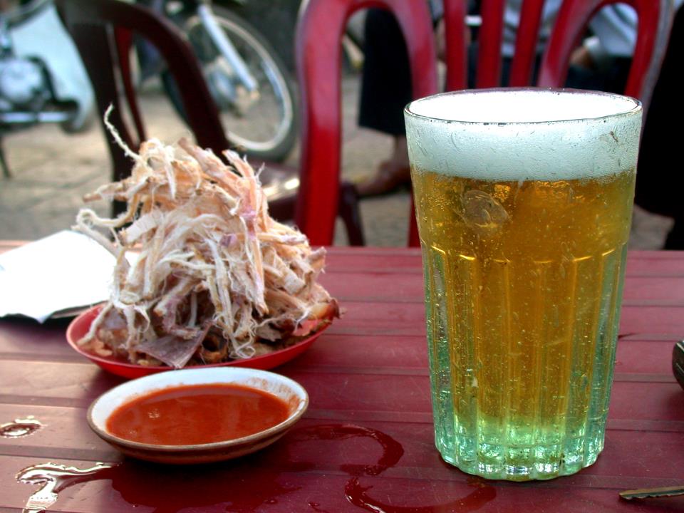 những quán bia hơi Hà Nội ngon nhất những quán bia hơi Hà Nội ngon nhất