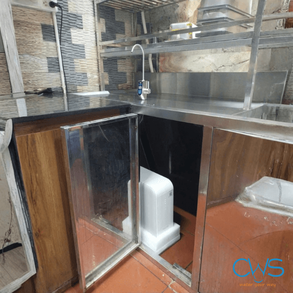 Lắp đặt thực tế máy lọc nước Truliva UR5840 tại quán kinh doanh