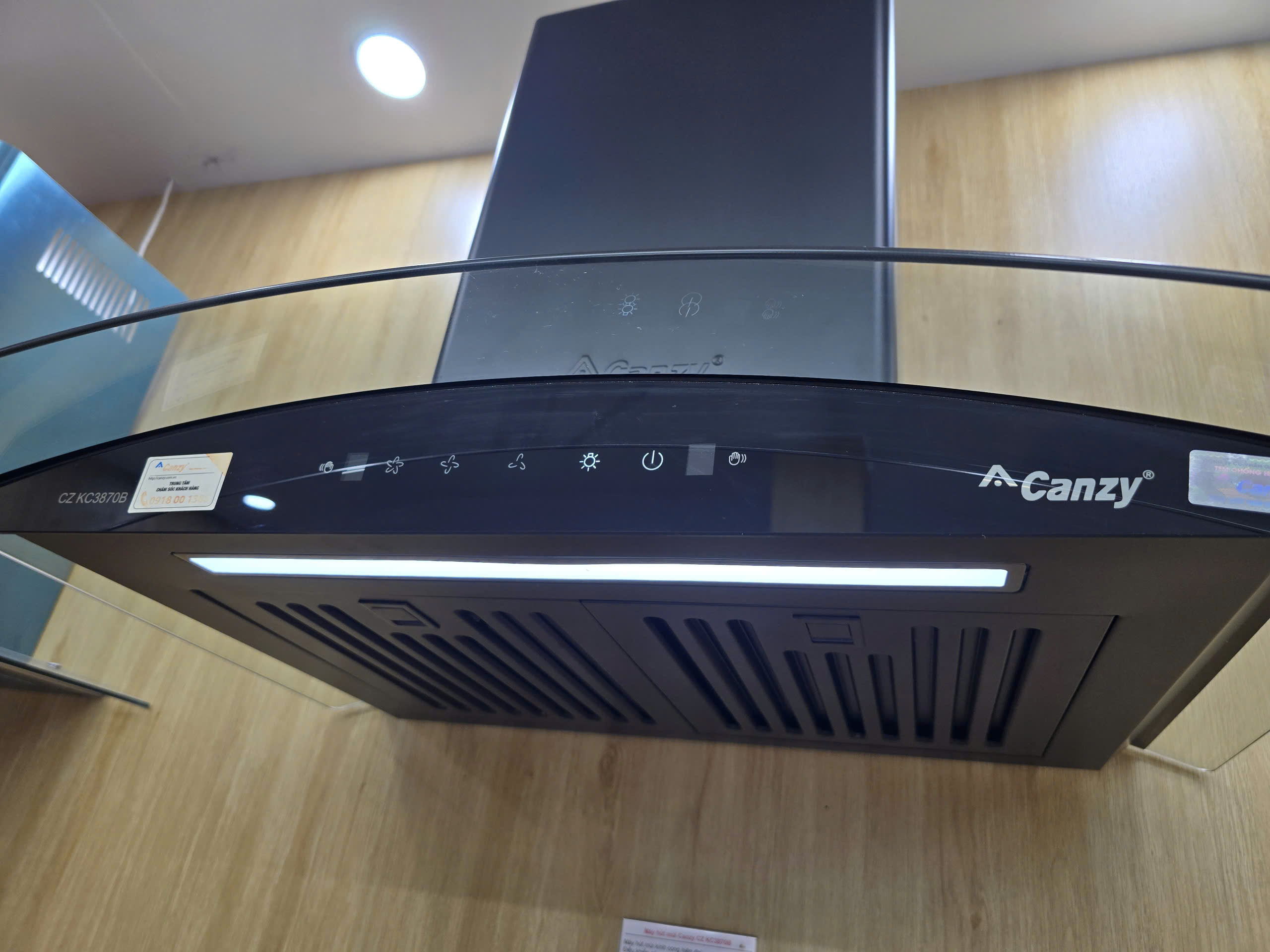 Toàn quốc - Thanh lý máy hút mùi Canzy CZ-3870B