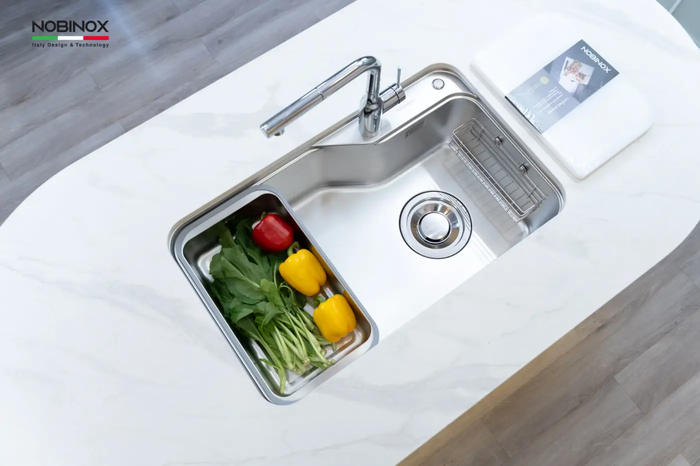 Chậu rửa Nobinox HARI PLUS 8250R (8250 vân Linen plus phủ ion+)