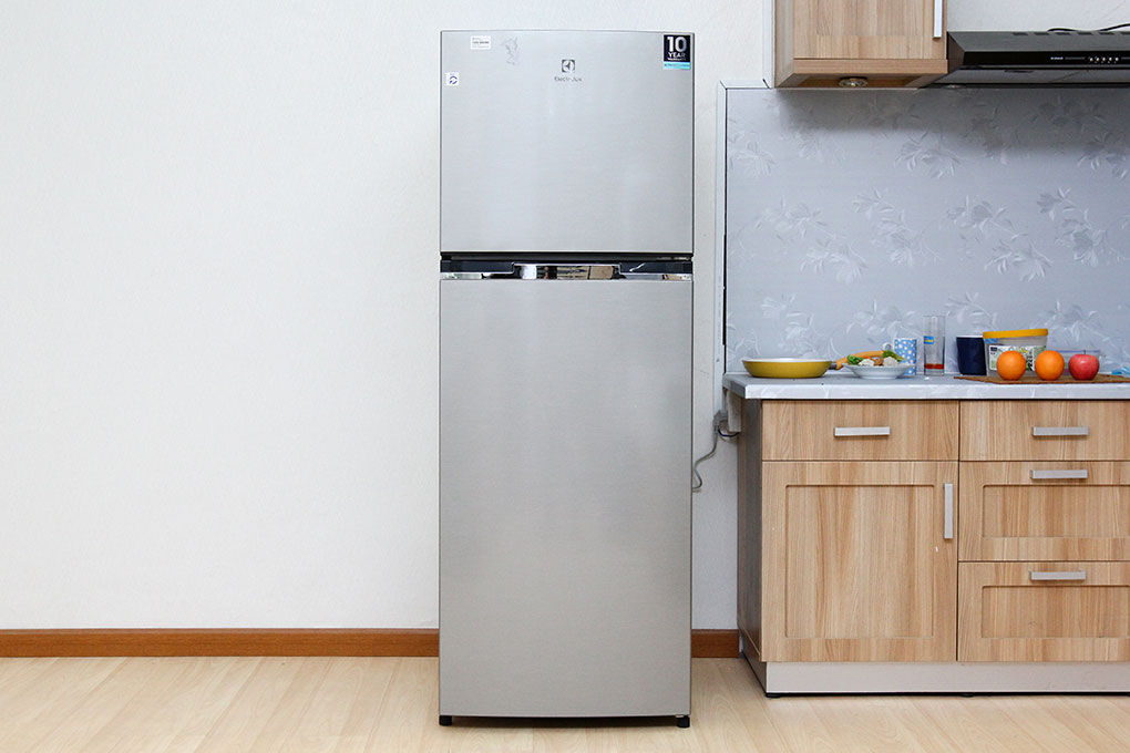 Tủ lạnh Electrolux Inverter 320 lít ETB3200MG/BG