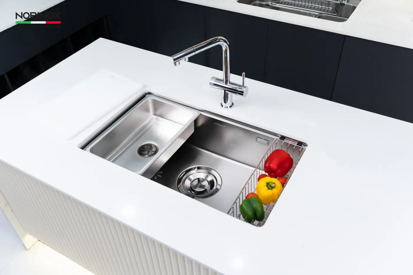 Chậu rửa Nobinox ROSA NN974DT (8048 bề mặt vân siêu mịn)