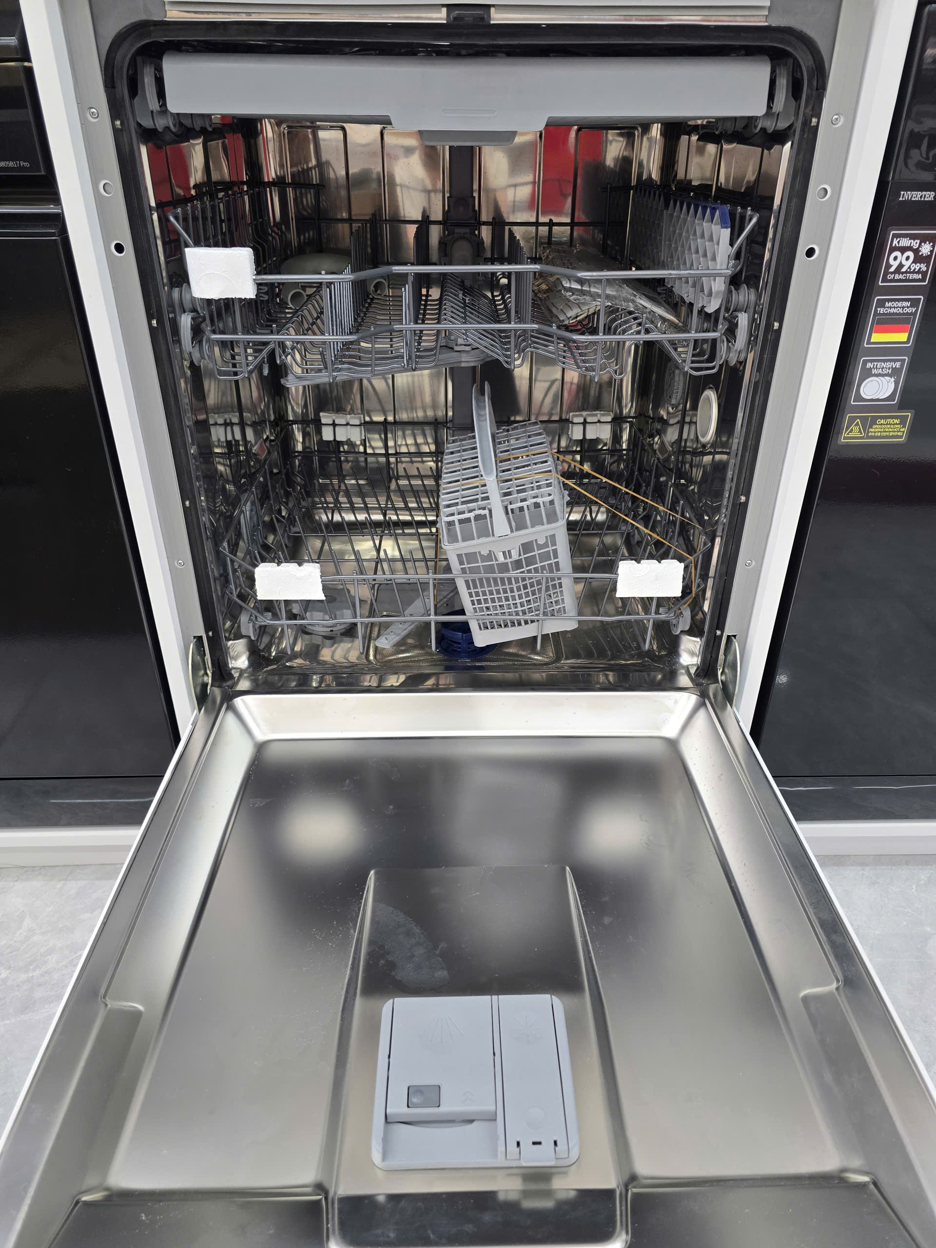 HCM - Máy rửa bát Fagor 3LVF-62SSSI hàng trưng bày mới 98%