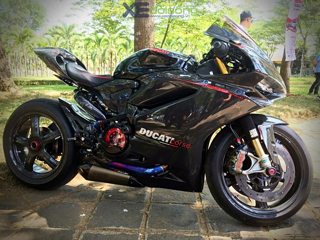 ducati-1299s-do-full-carbon-do-choi-khung-cua-dan-choi-viet